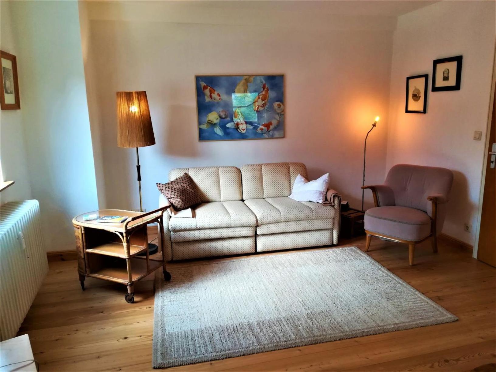 One-Bedroom Apartment photo 1