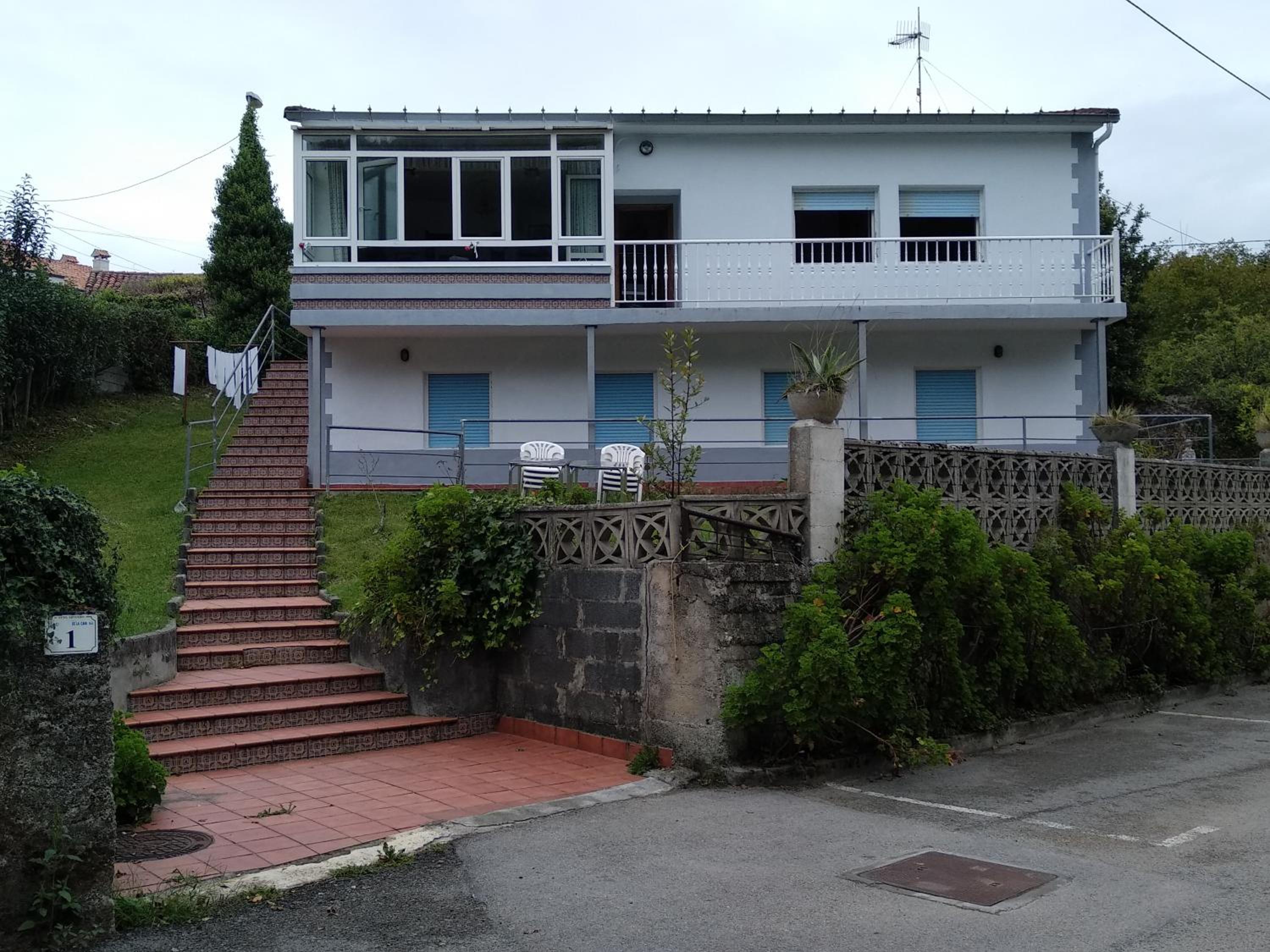 Four-Bedroom House photo 1