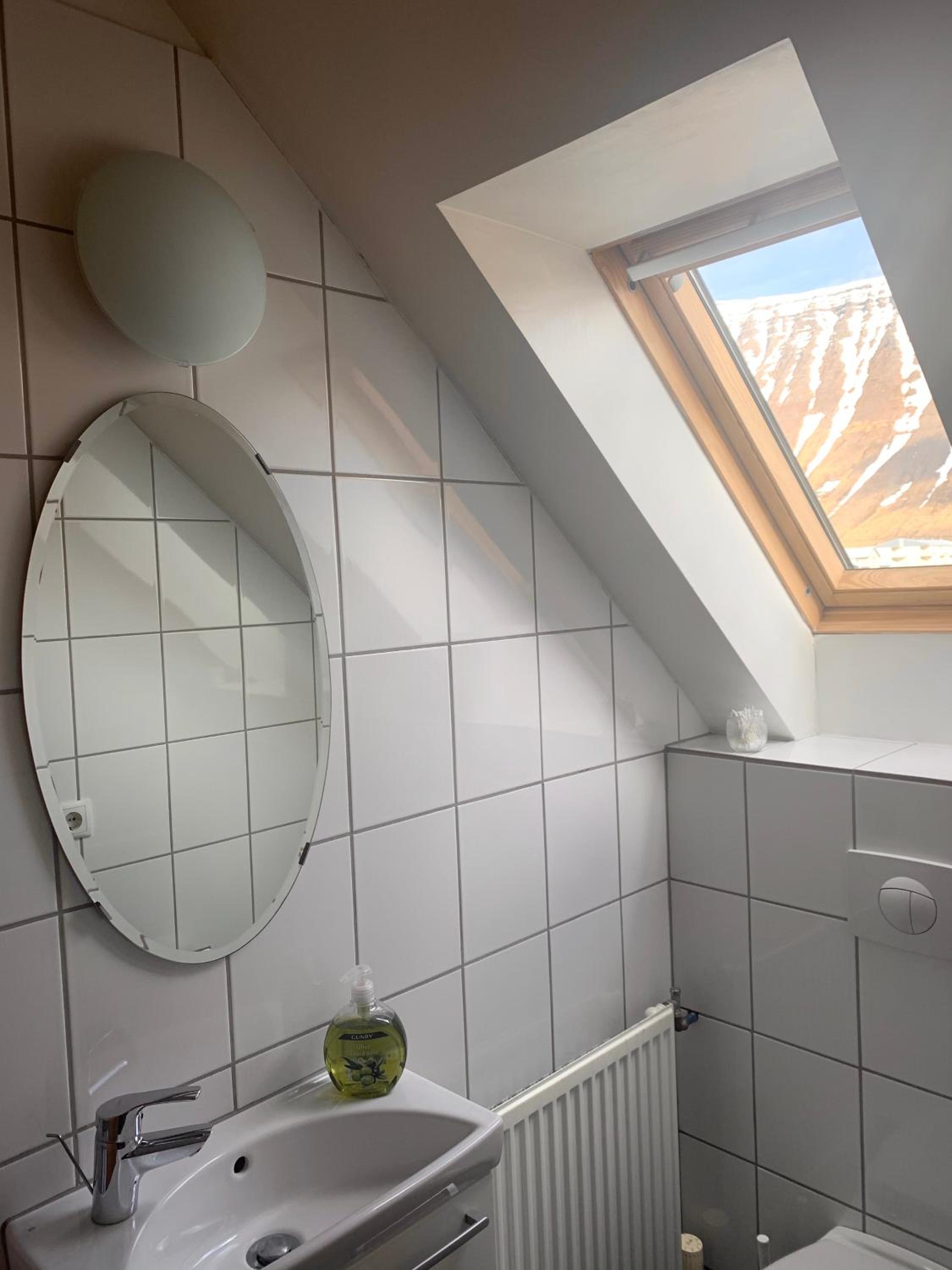 Studio Apartment - Photo 3