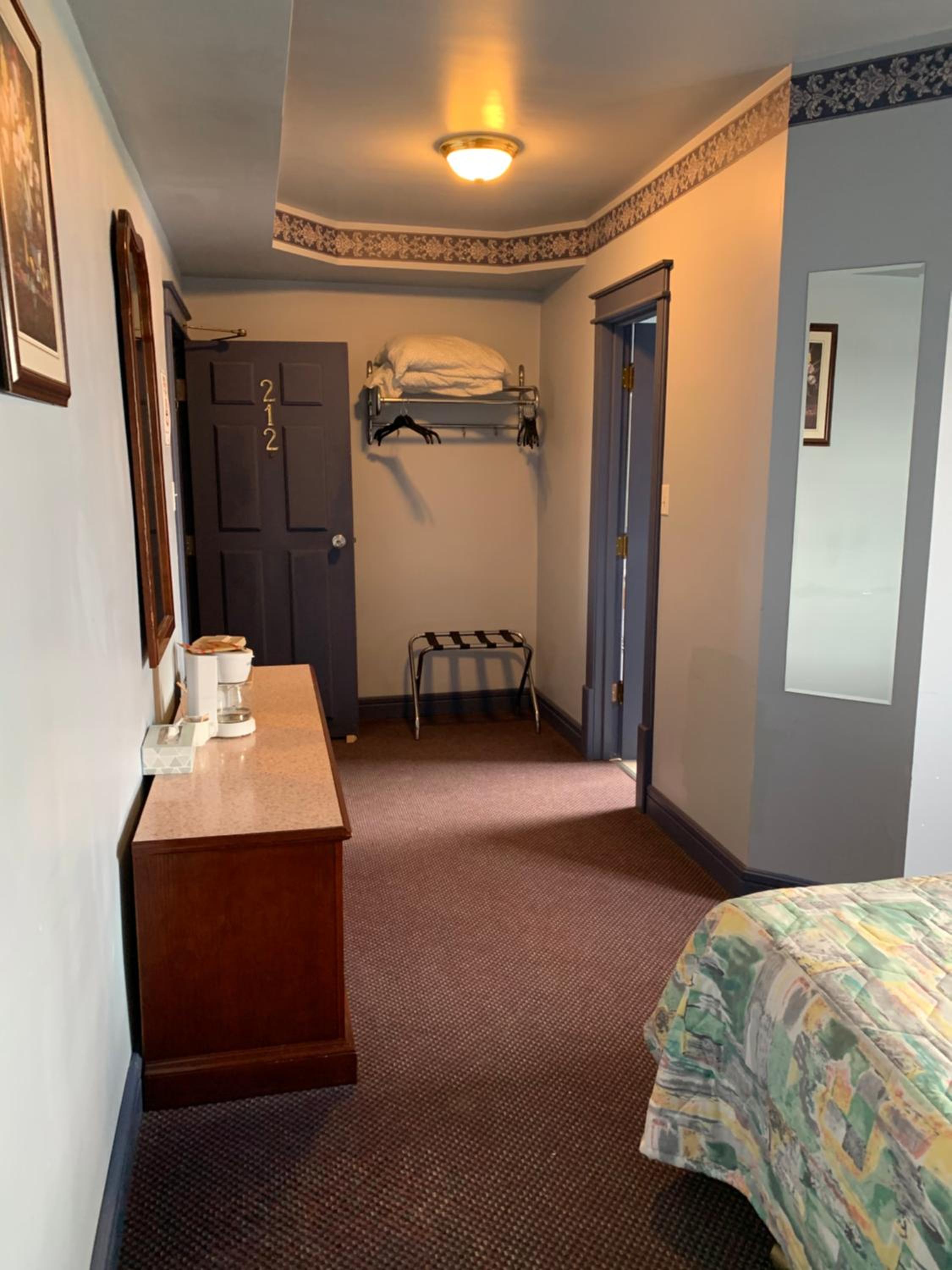 Double Room - Photo 5