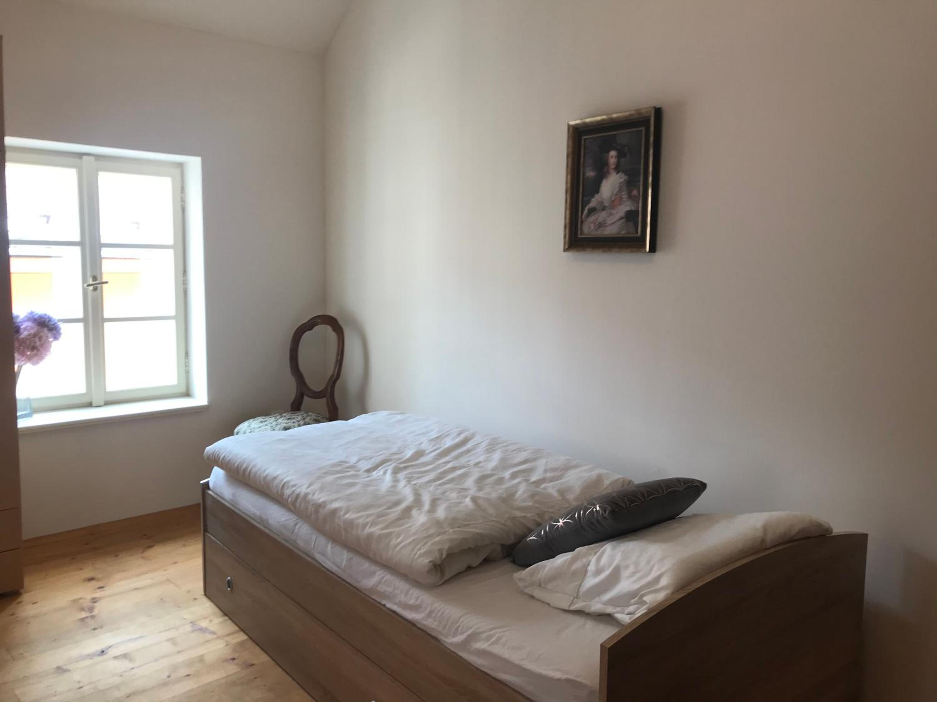 Single Room with Private Bathroom photo 3
