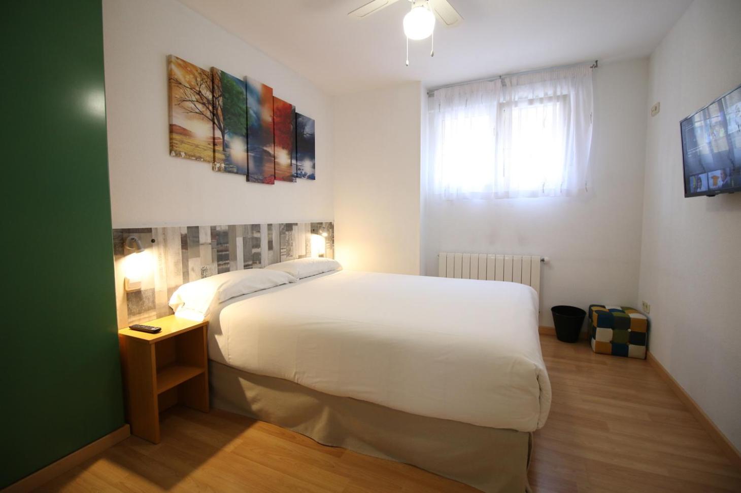 Four Bedroom Family Apartment - Photo 8