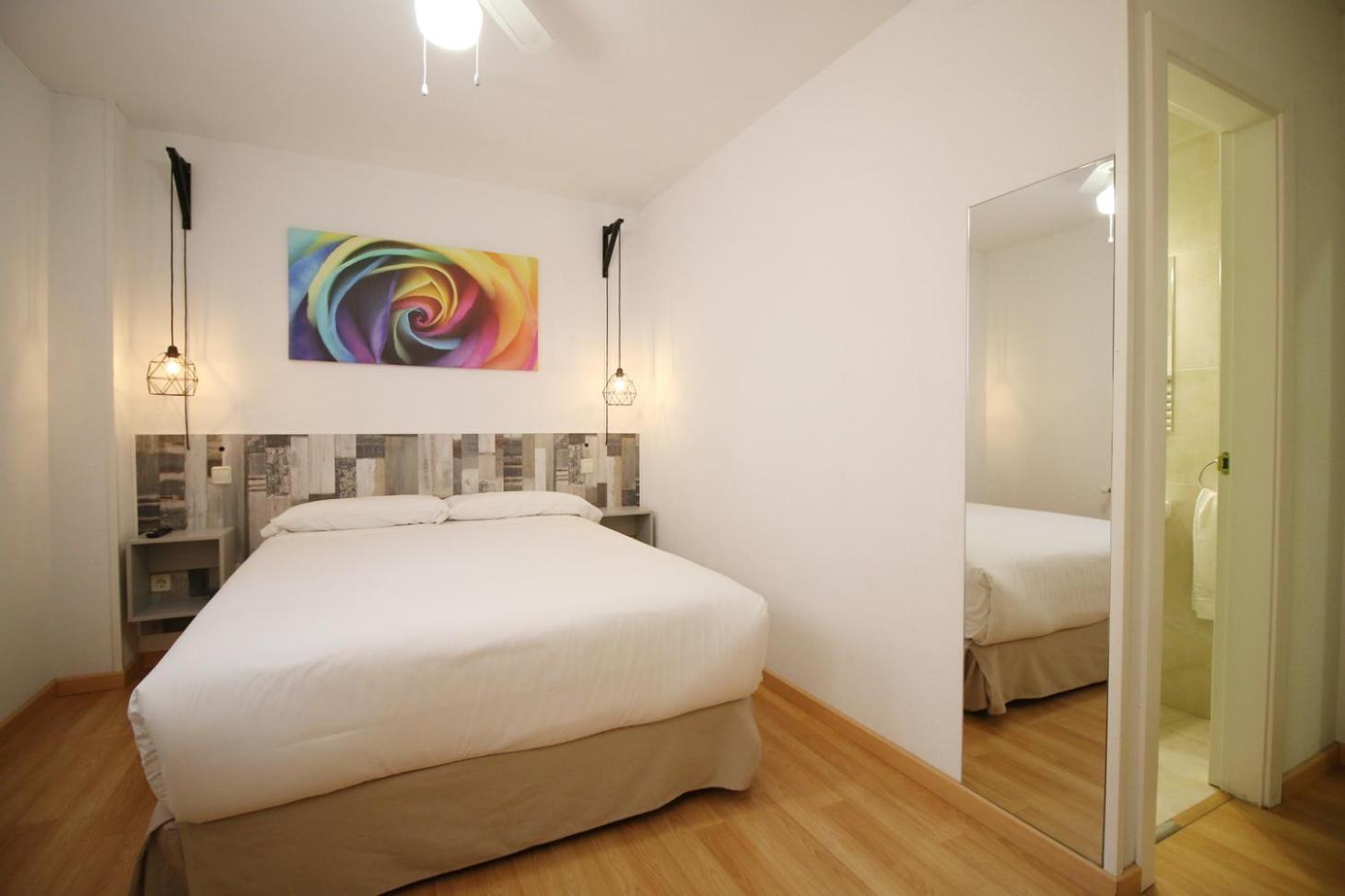 Four Bedroom Family Apartment - Photo 16