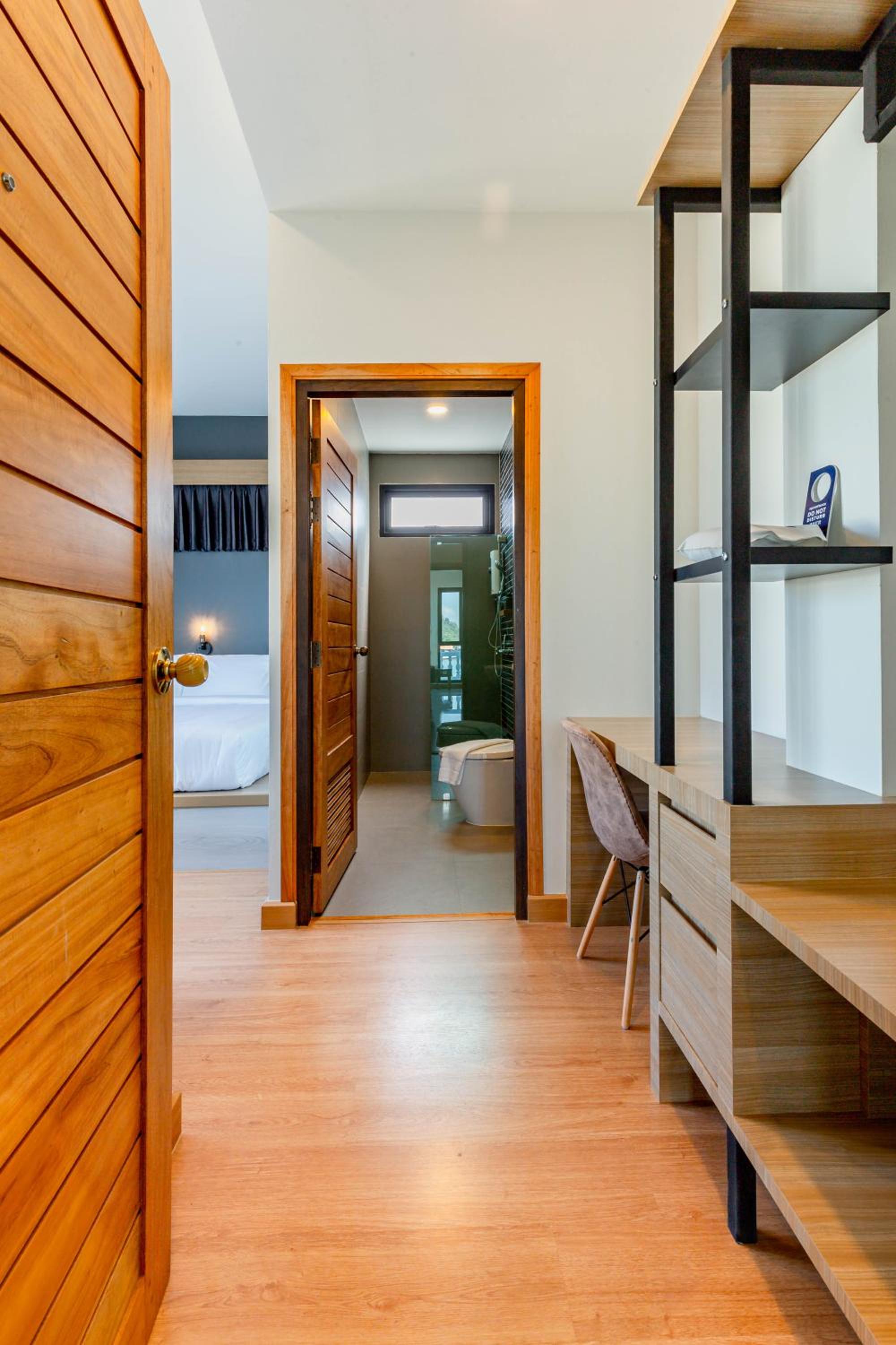 Superior King Room - Photo 2