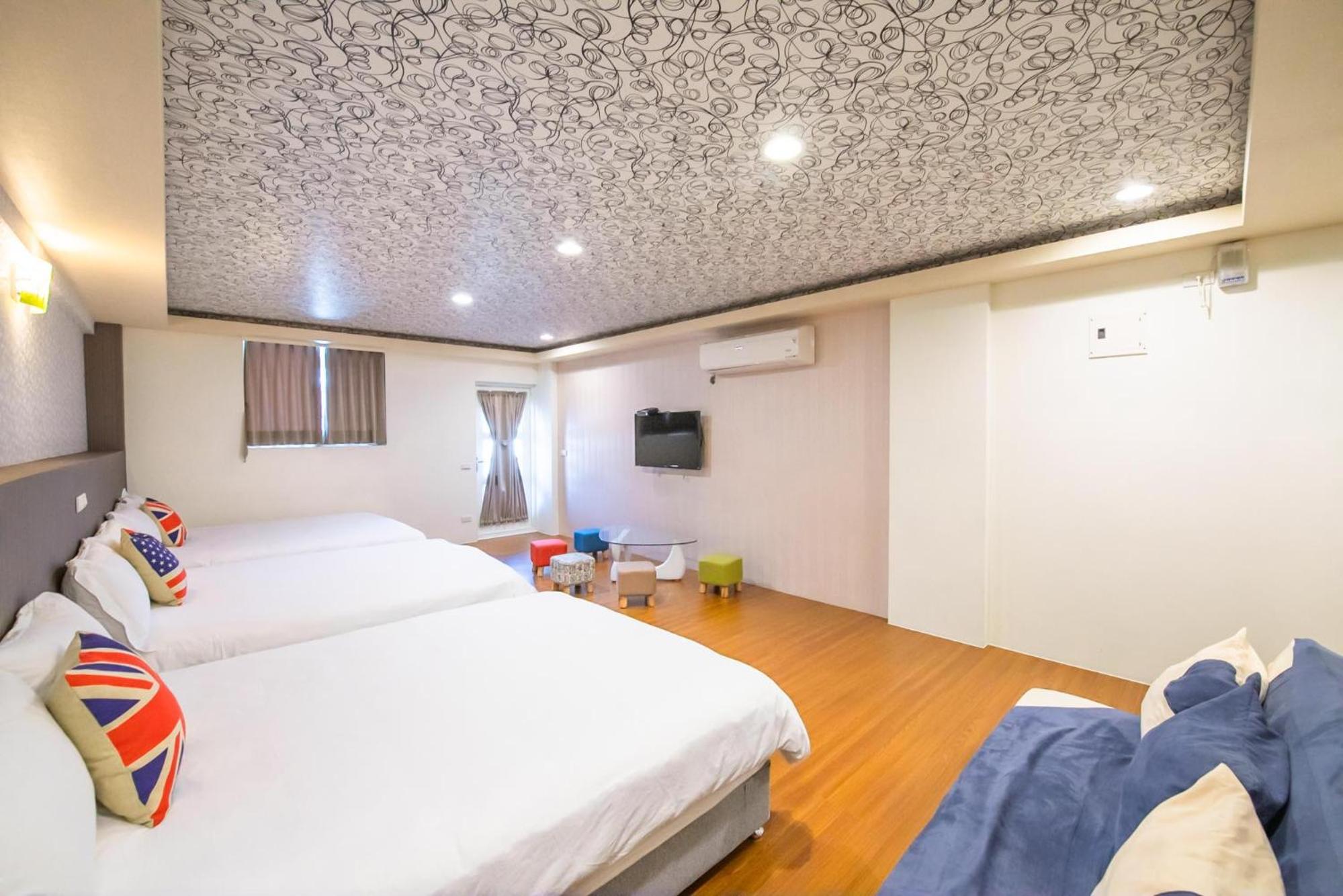 Family Suite with Balcony photo 3