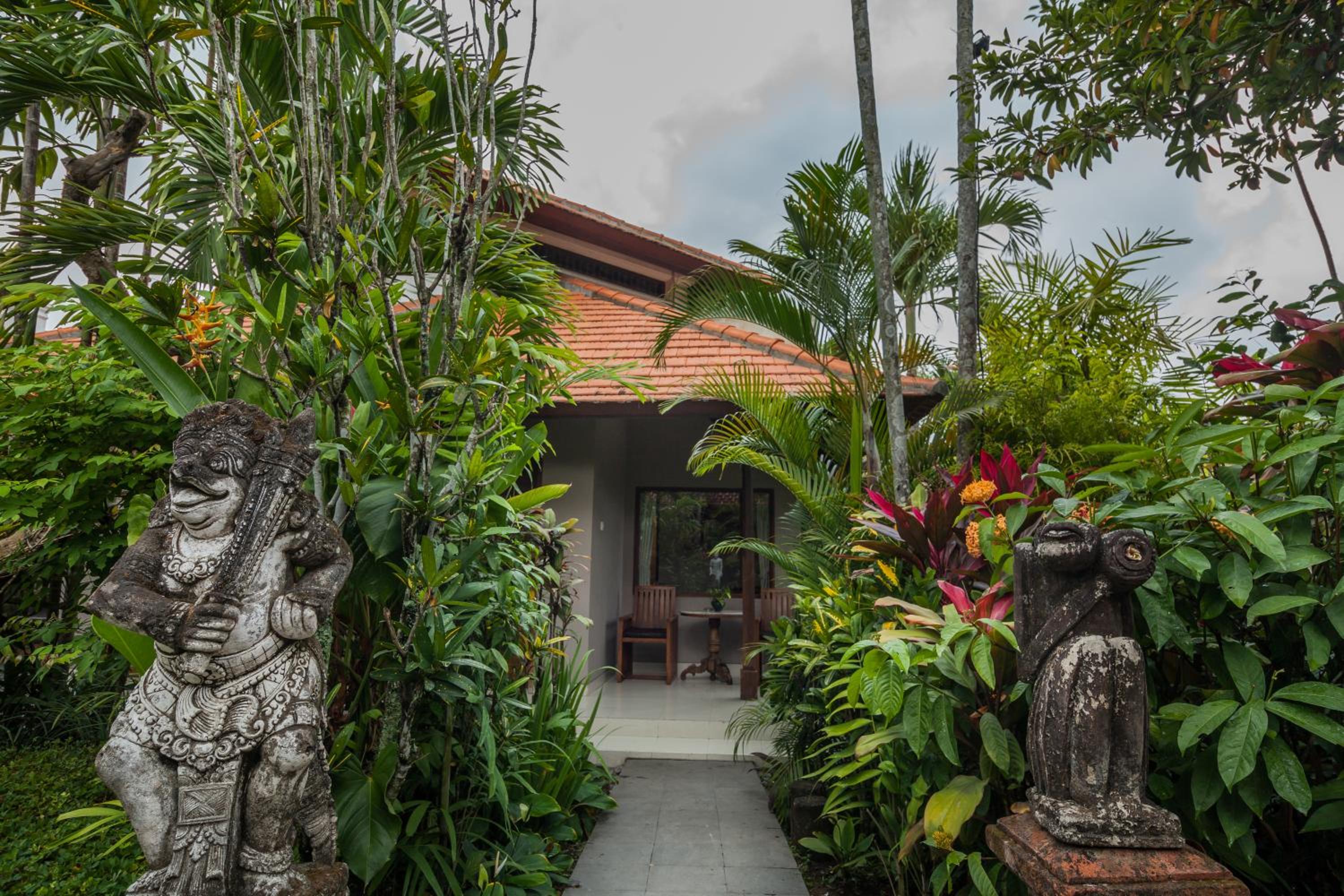 Two Bedrooms Villa with Garden View - Photo 3