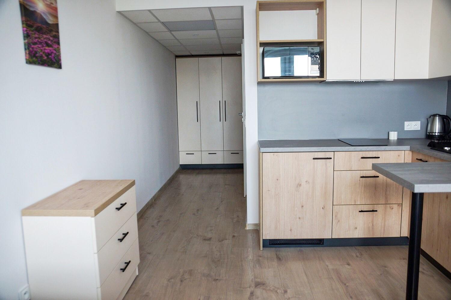 Large Double Room - Photo 2