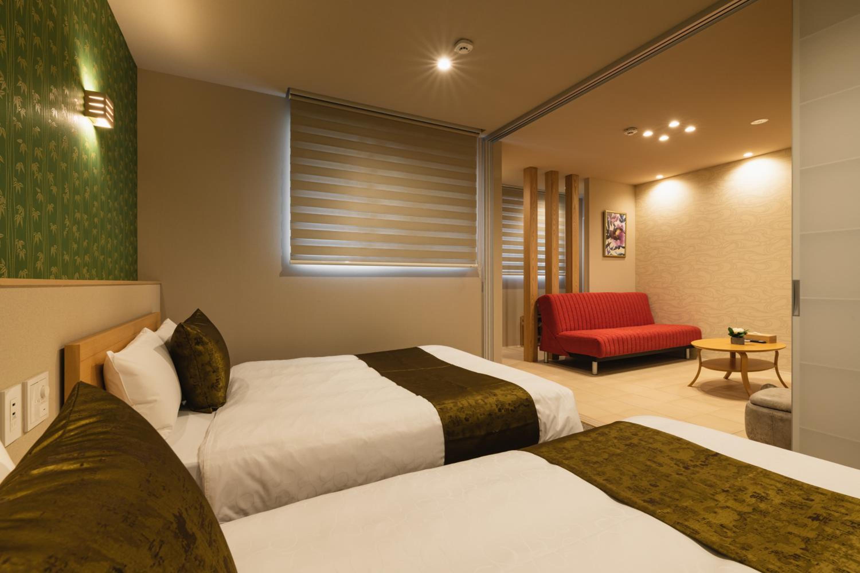 Family Suite - Photo 6