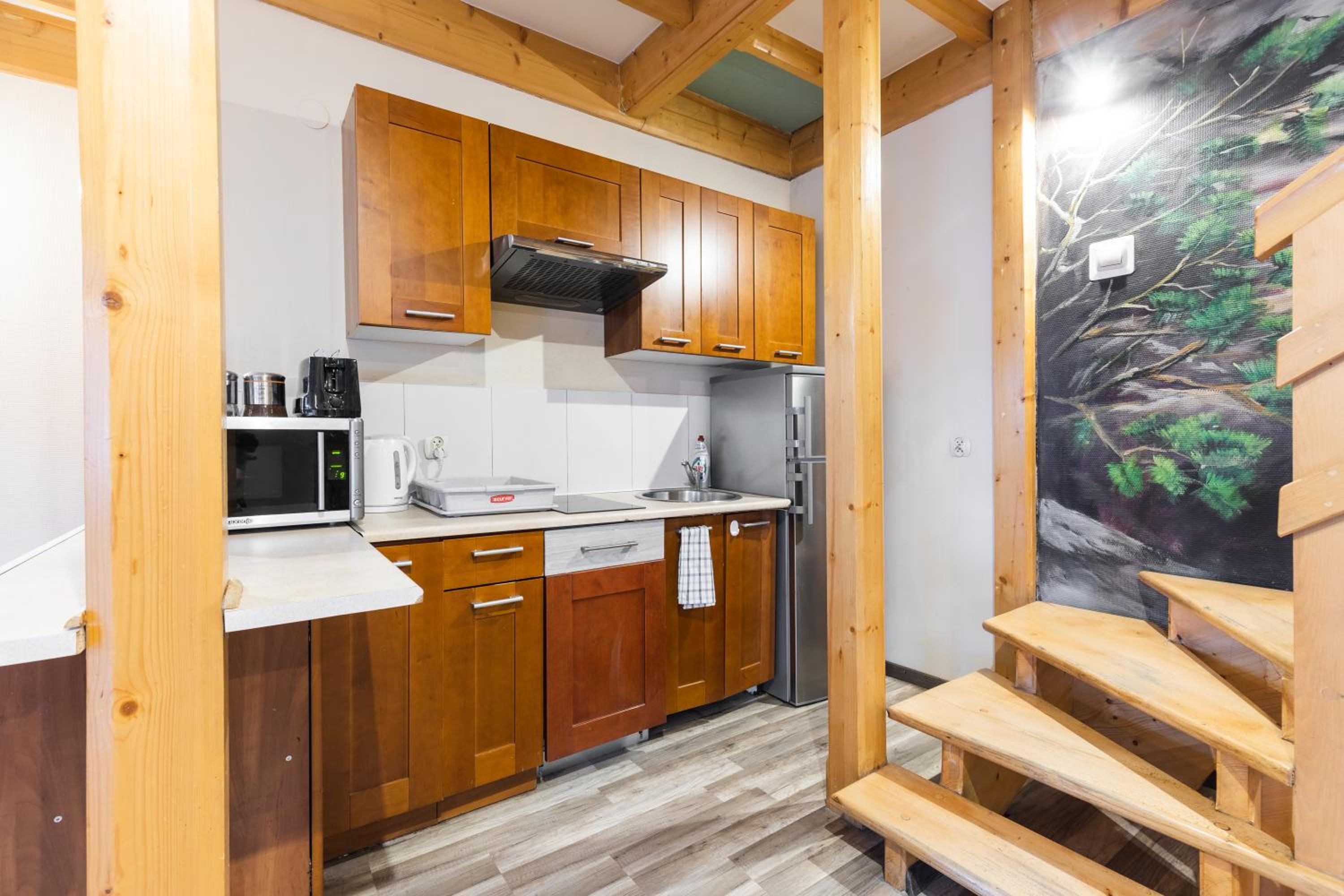 Four-Bedroom Apartment thumbnail 5