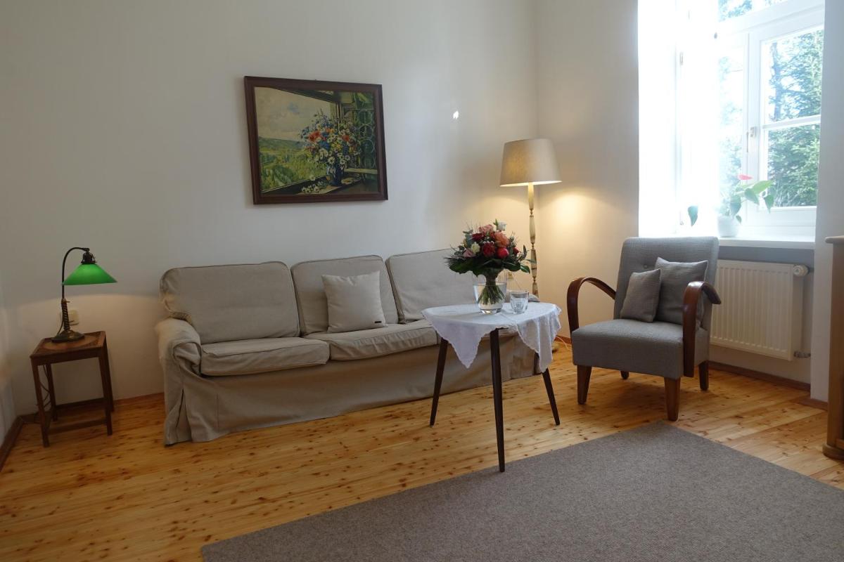 Apartment with Terrace photo 2