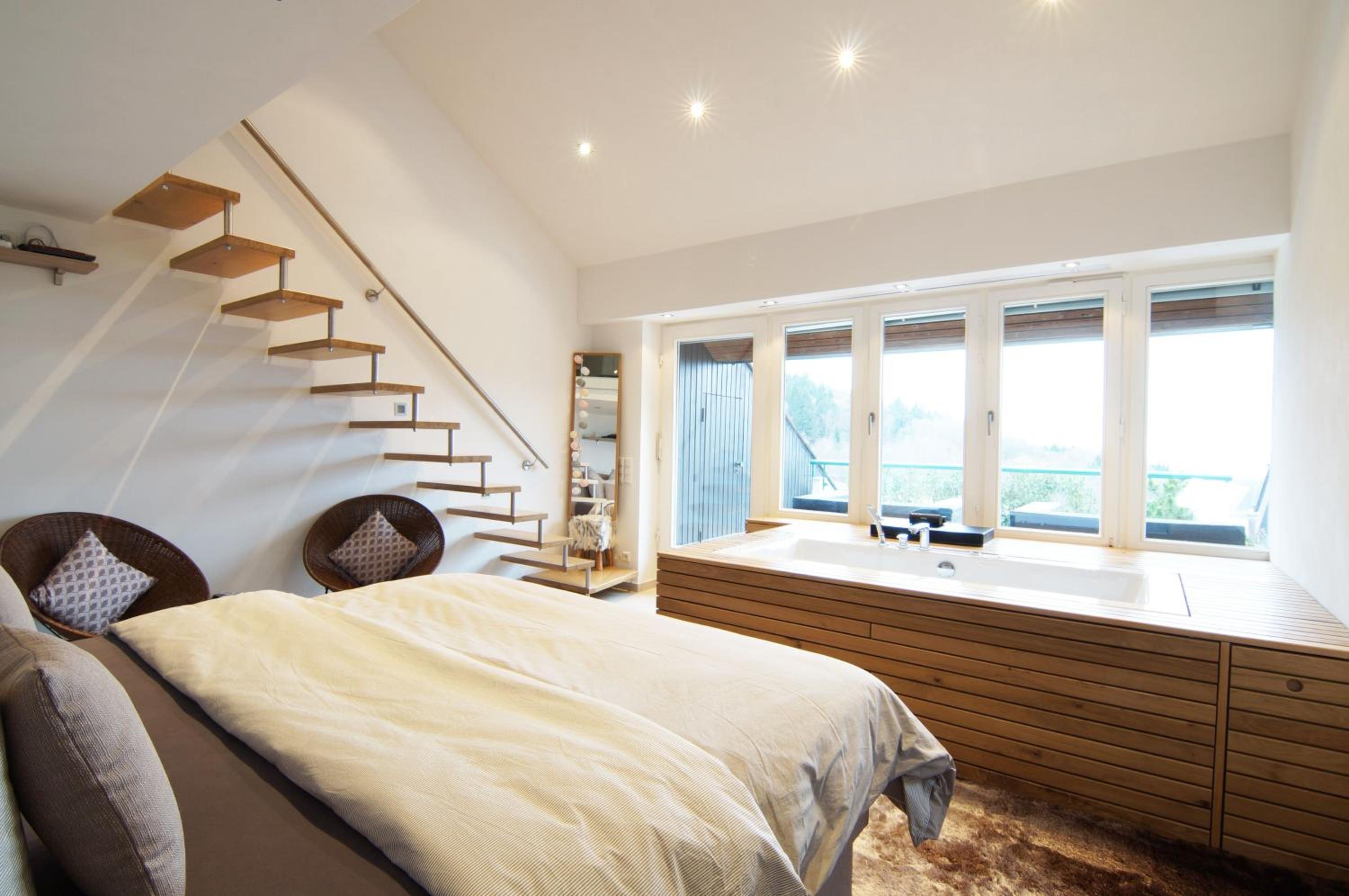Studio Apartment photo 1