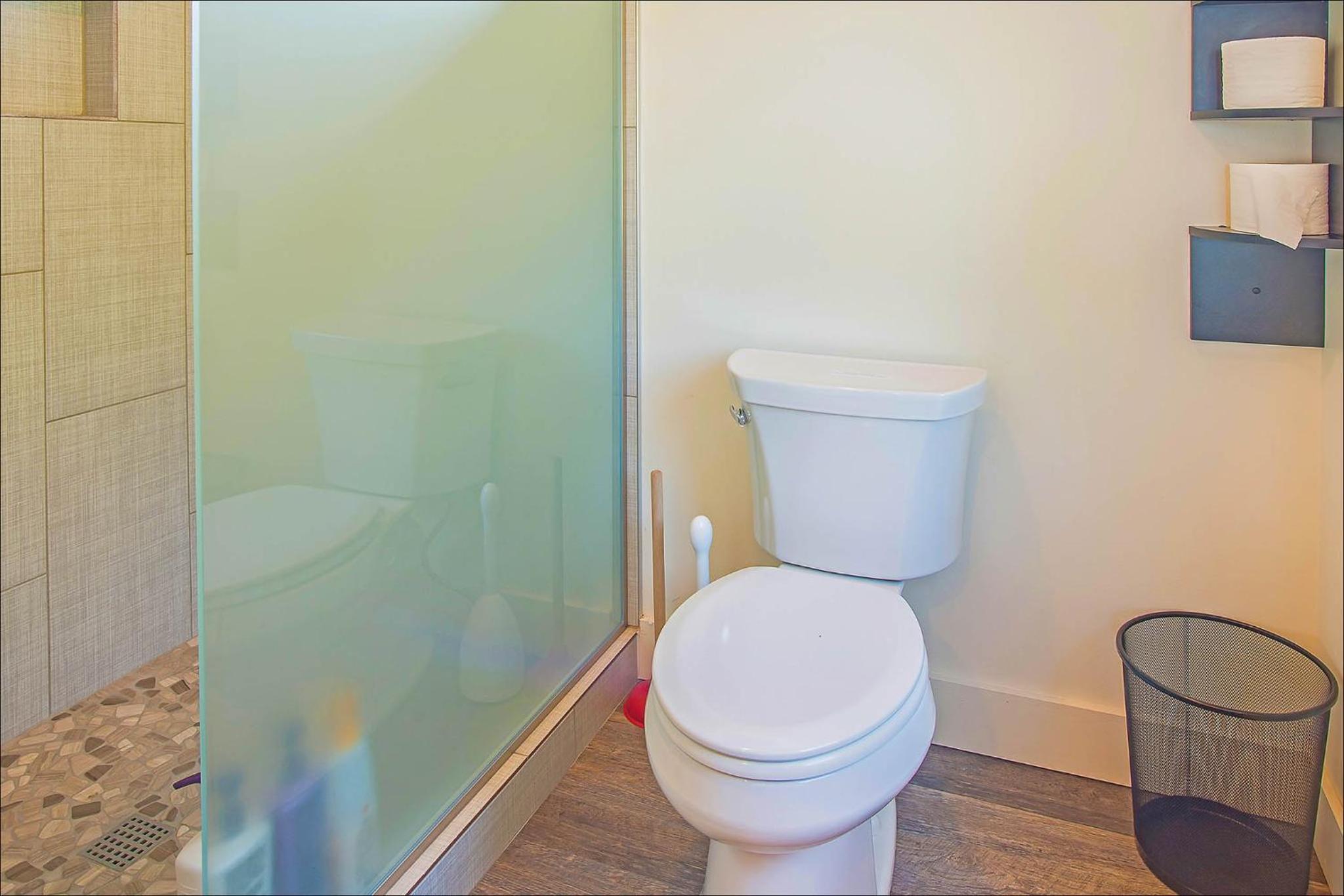 Apartment With Lake View photo 3