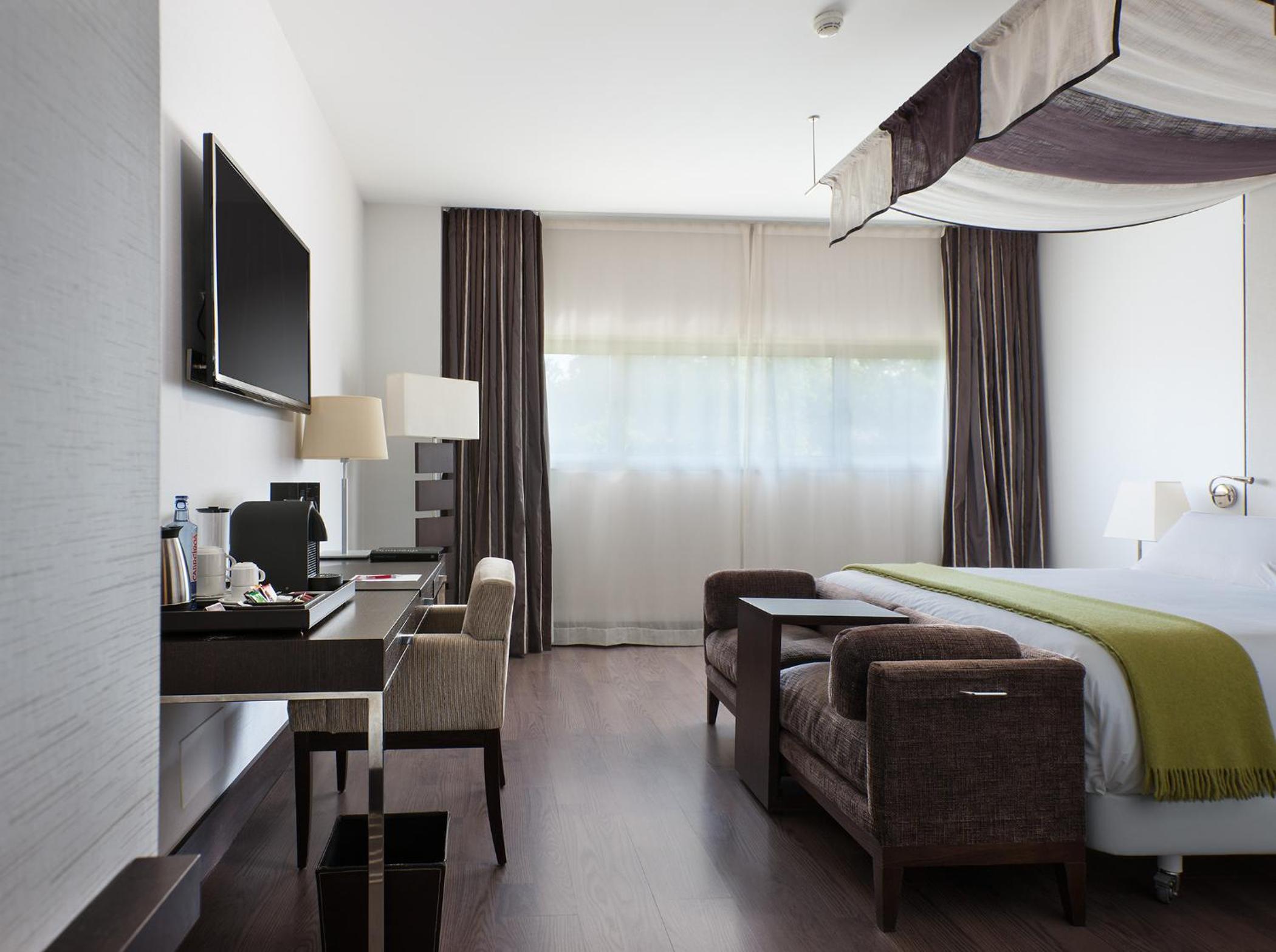 Superior Double or Twin Room - Photo 6