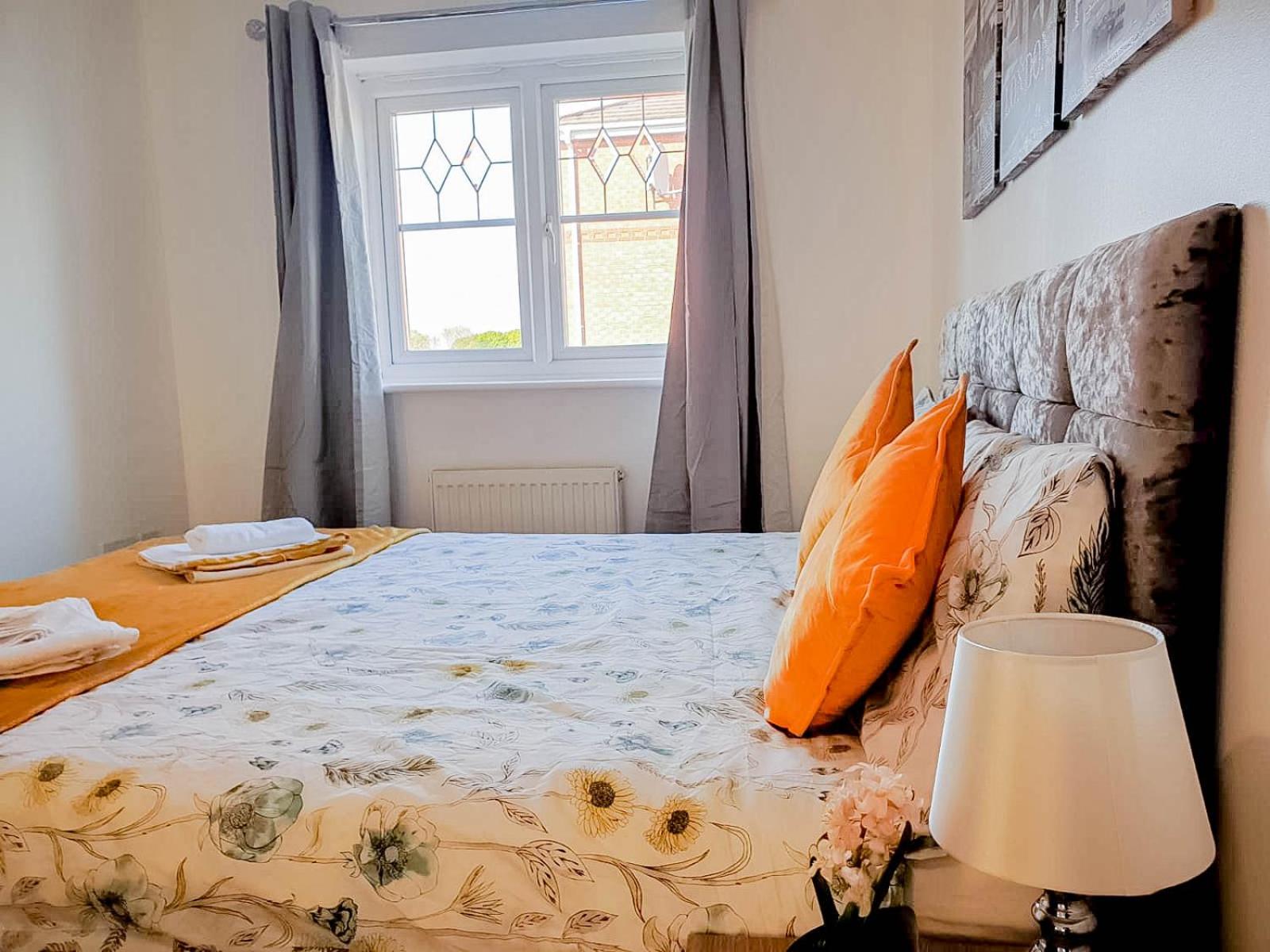 Three-Bedroom Apartment - Photo 45