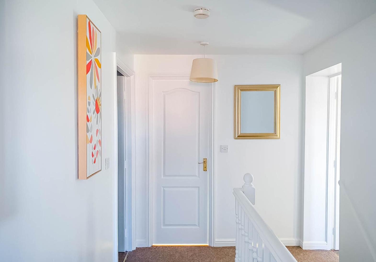 Three-Bedroom Apartment - Photo 14