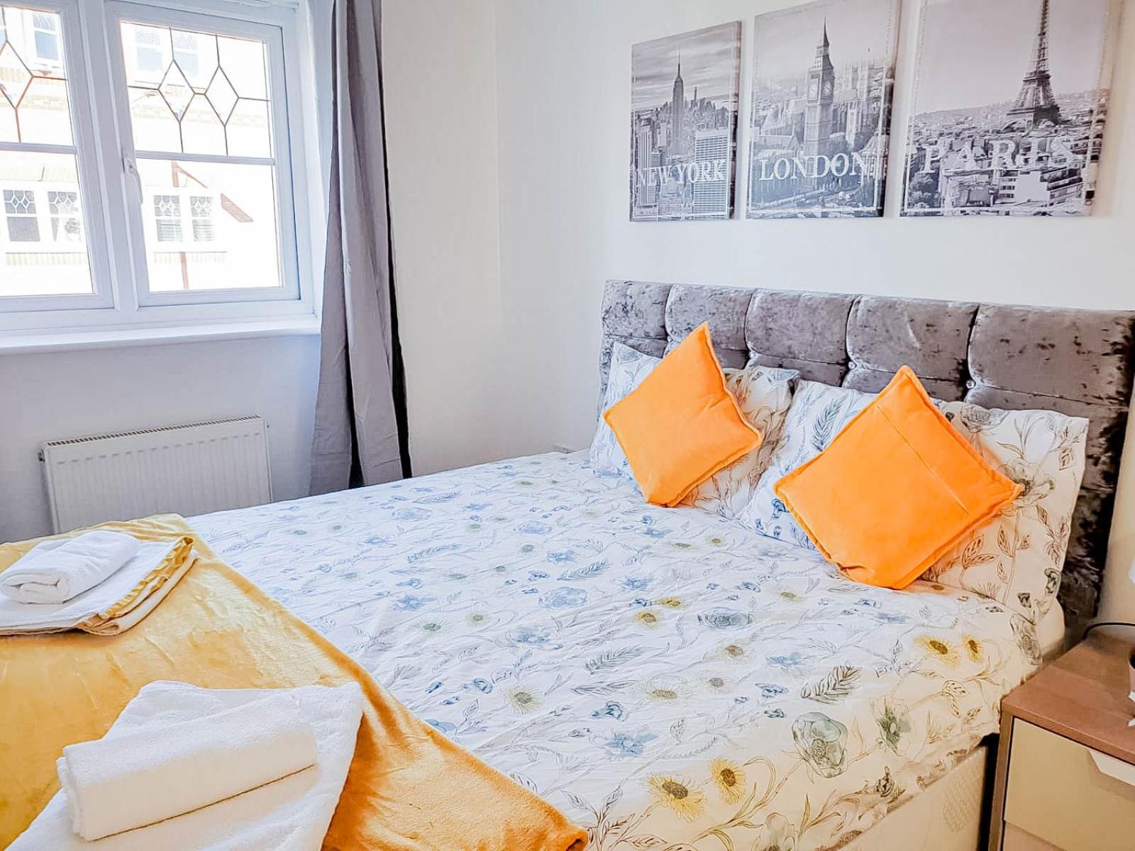 Three-Bedroom Apartment - Photo 24