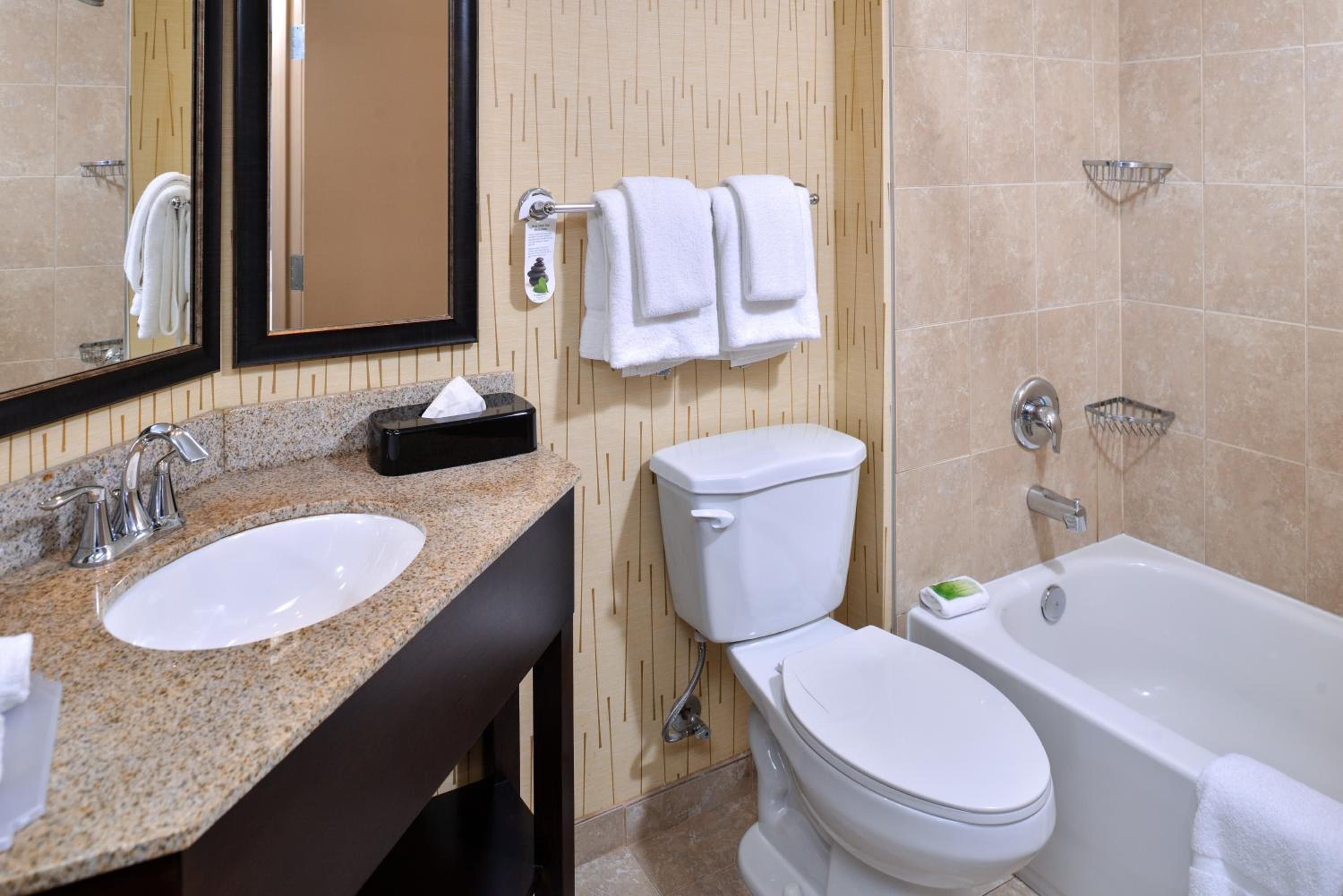 Specialty Room photo 2