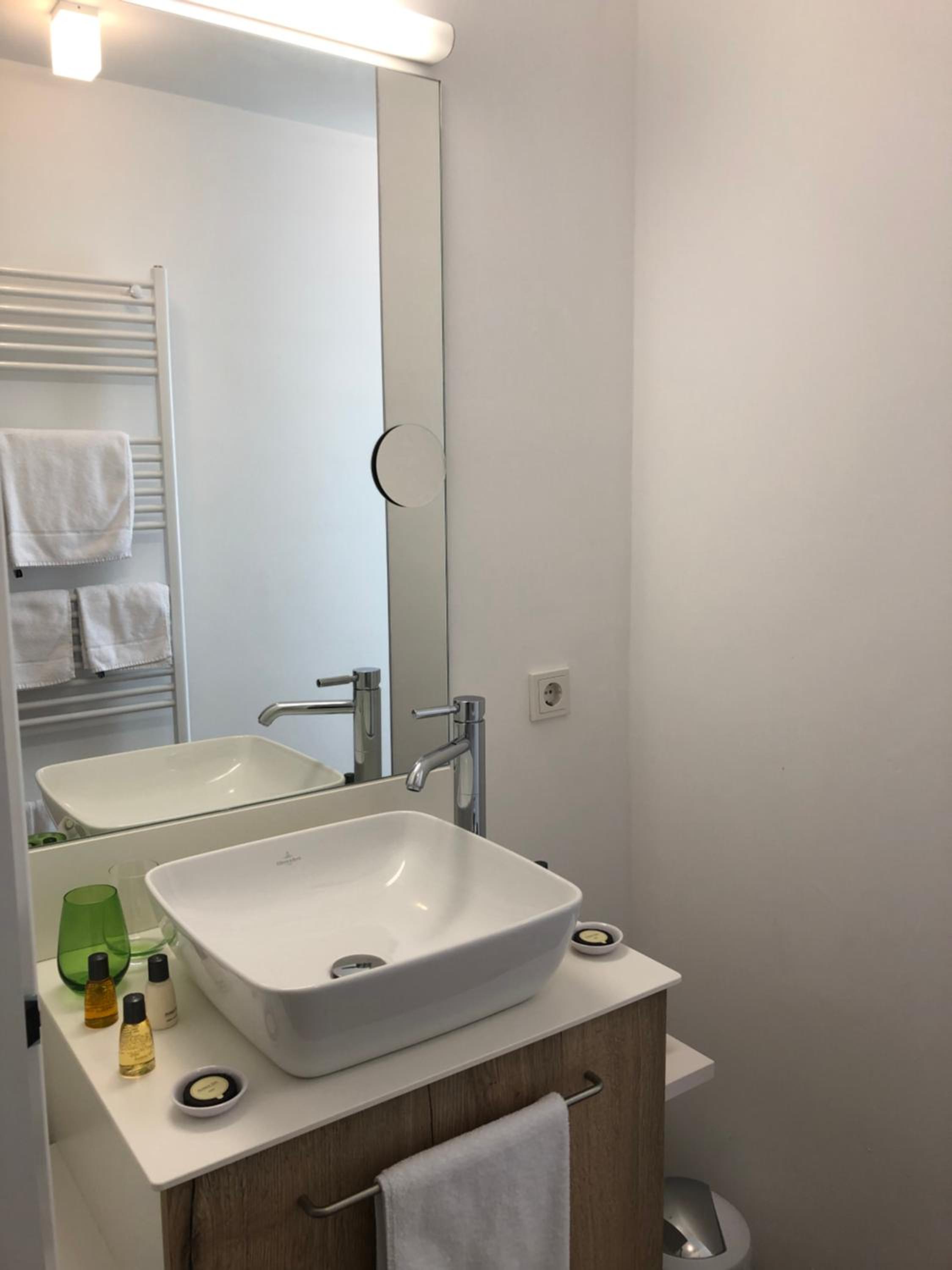 Single Room photo 3