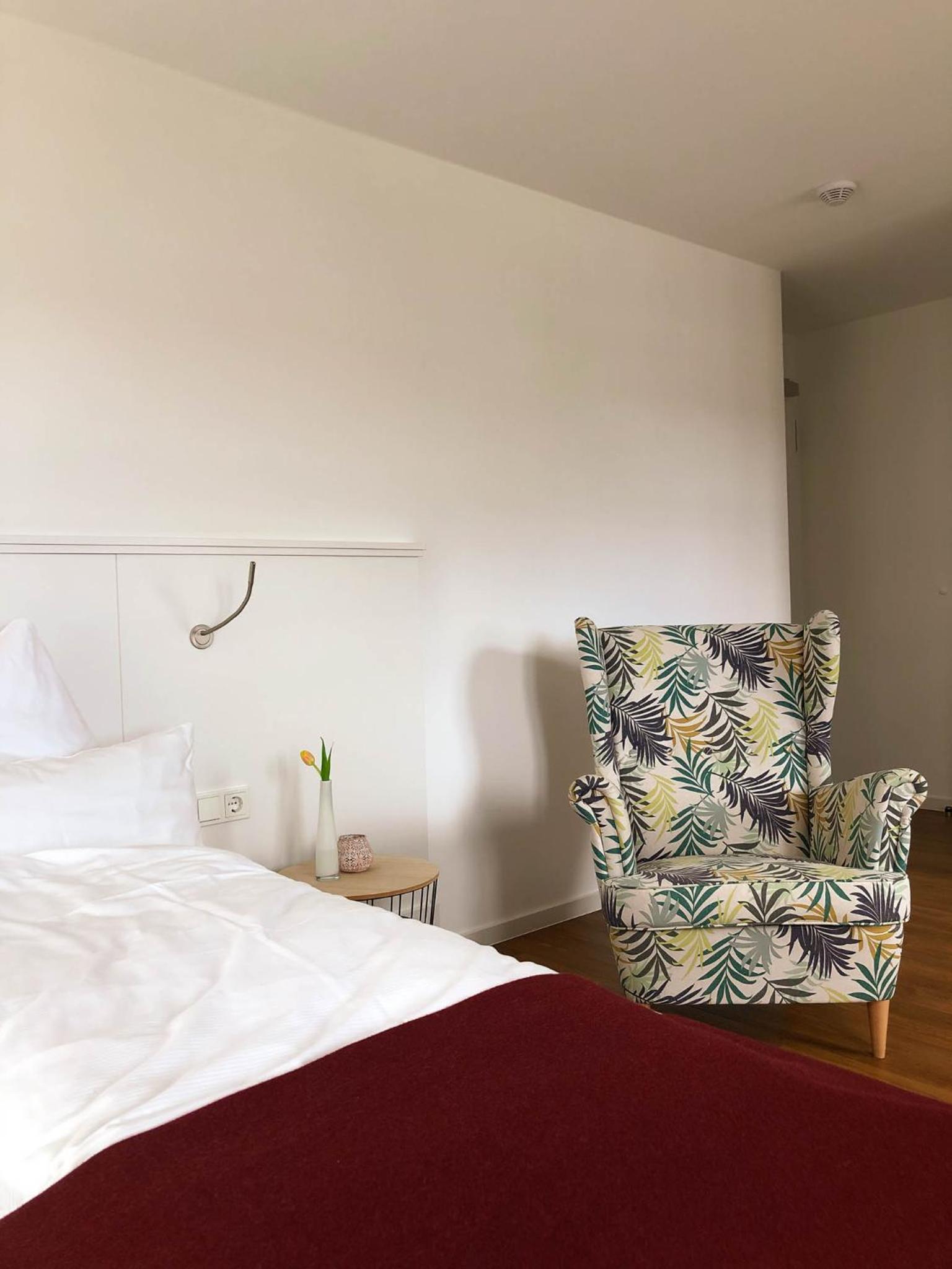 Small Double Room - Photo 4