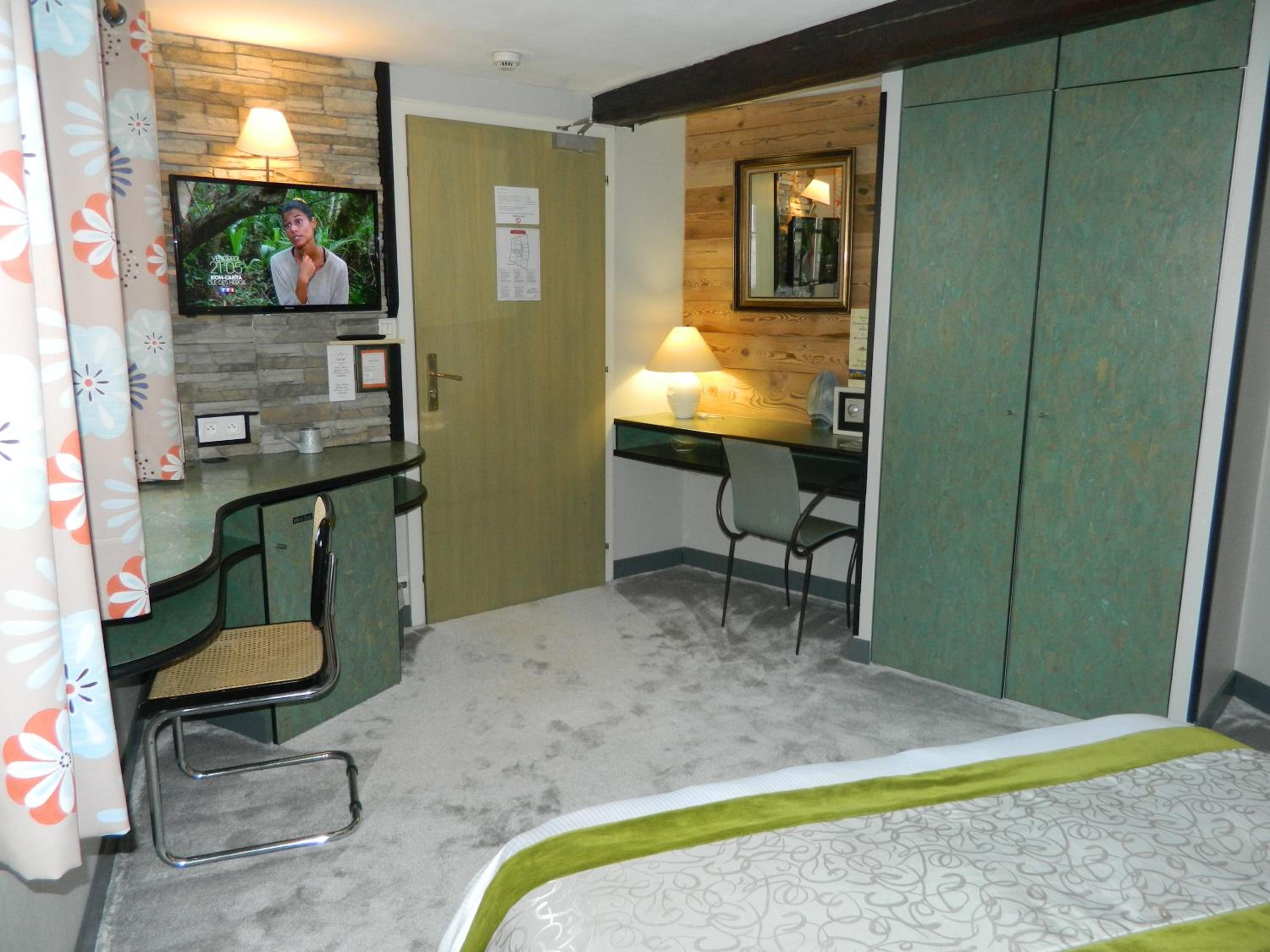 Superior Double Room - Photo 11