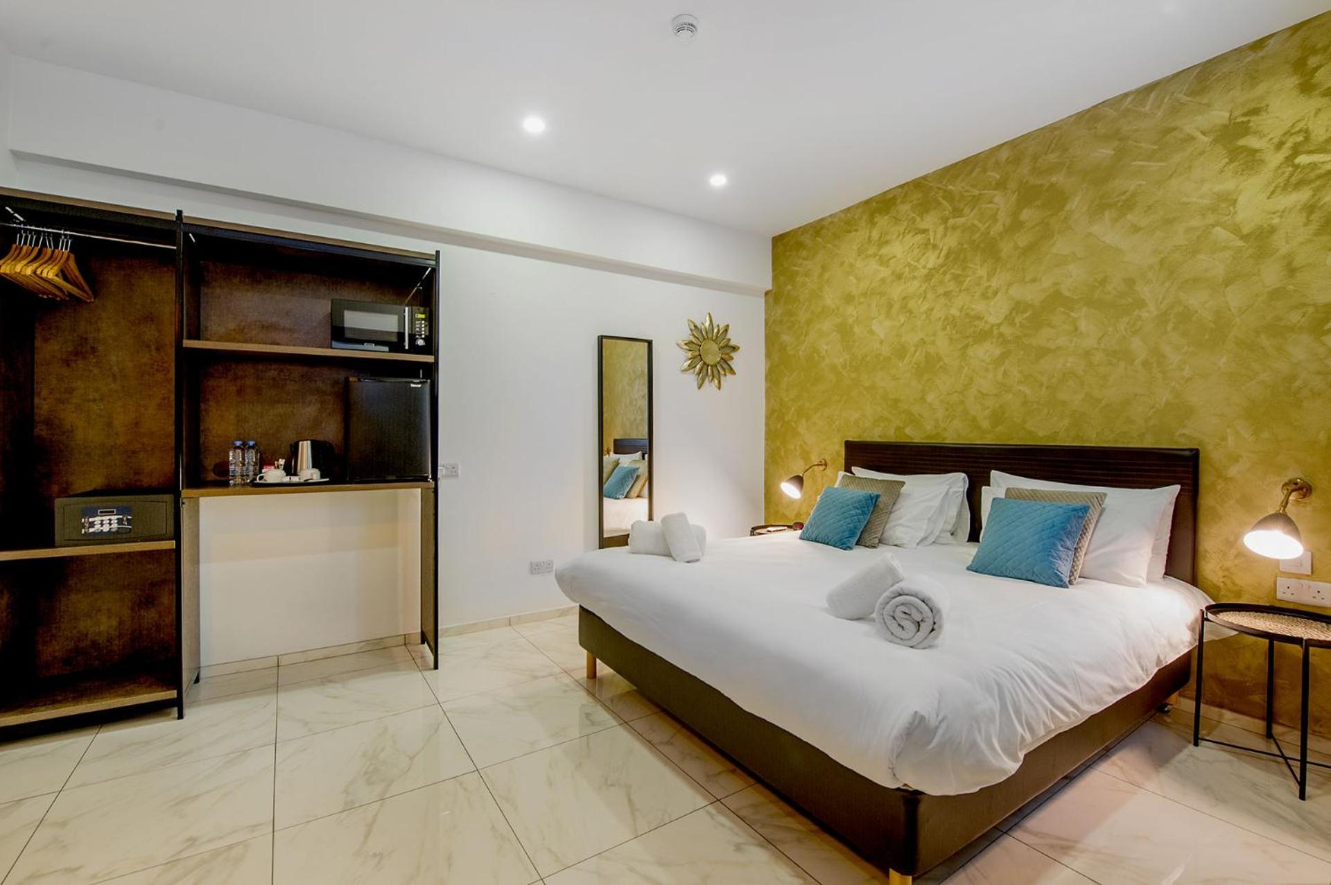 Deluxe Double Room - Photo 6
