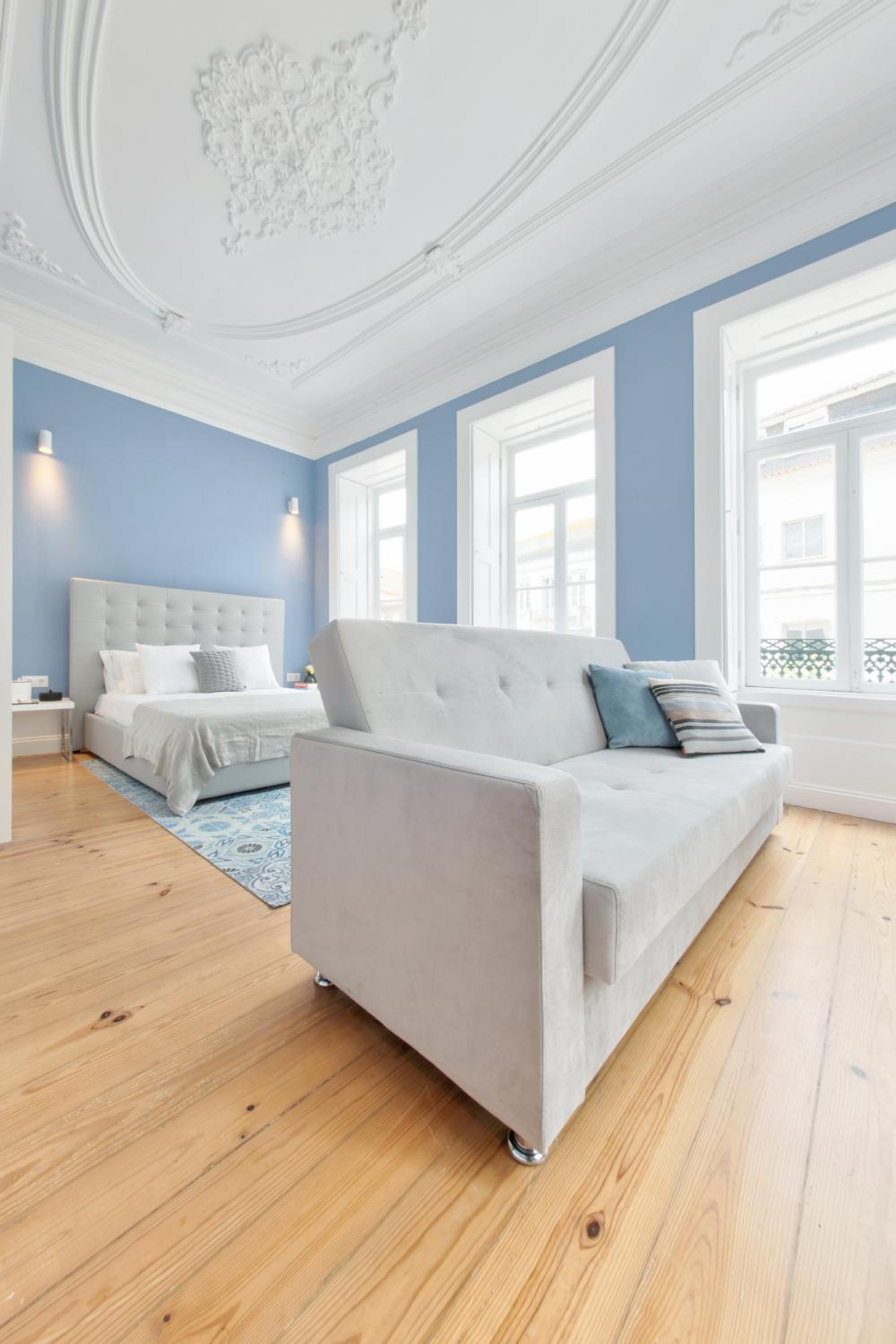 One-Bedroom Apartment - Photo 38