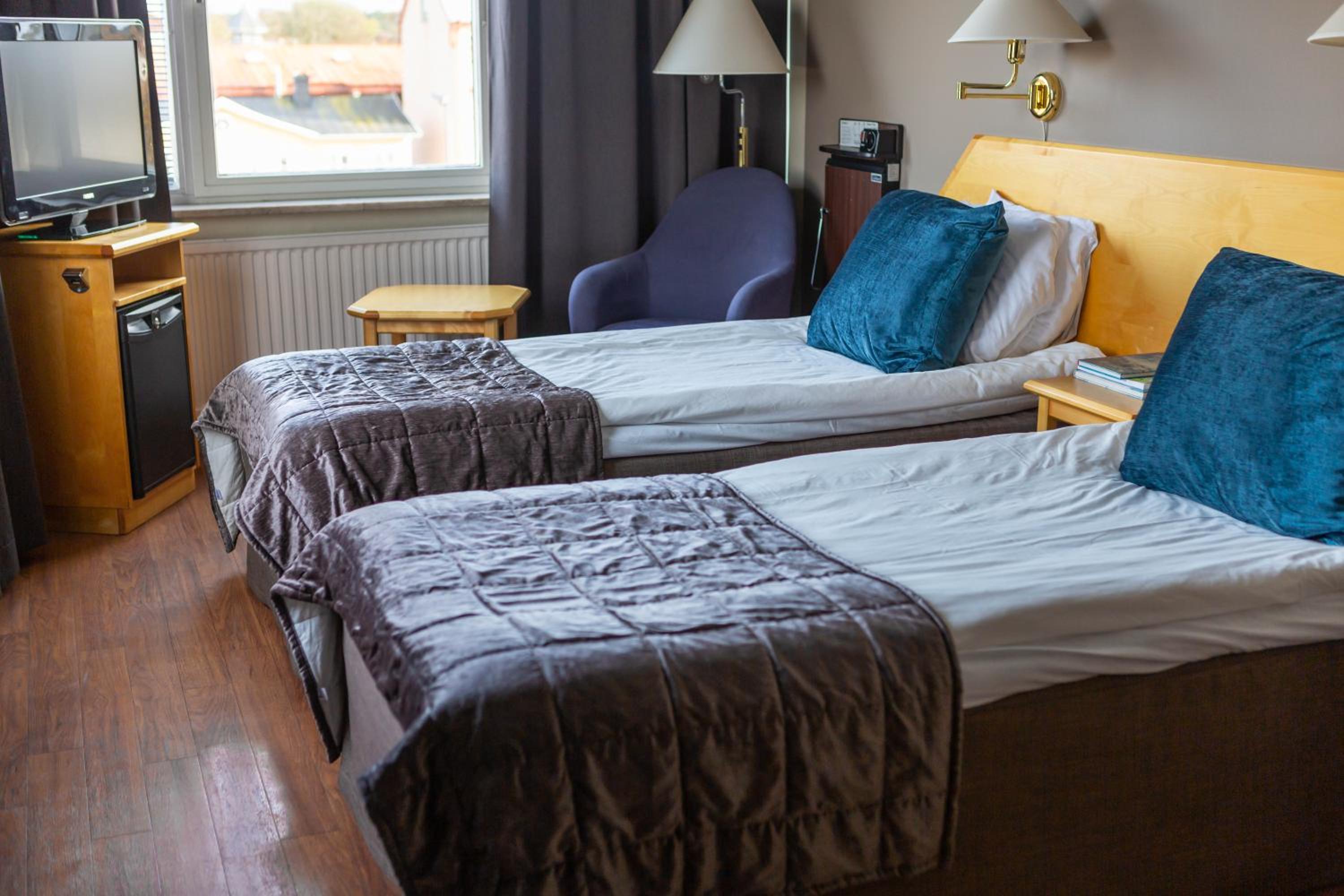 Standard  Double Room - Photo 6