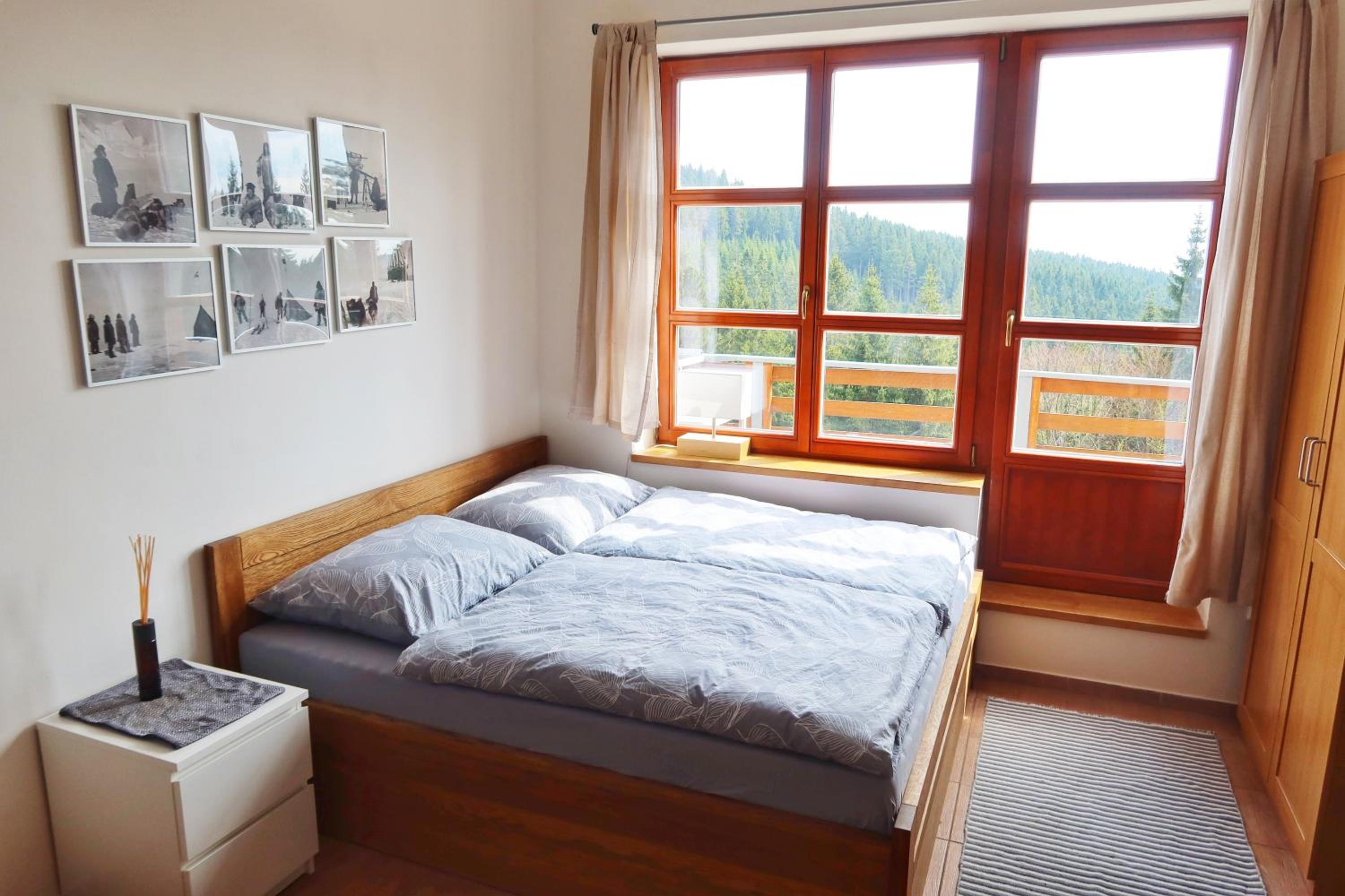 Apartment with Mountain View - Photo 16
