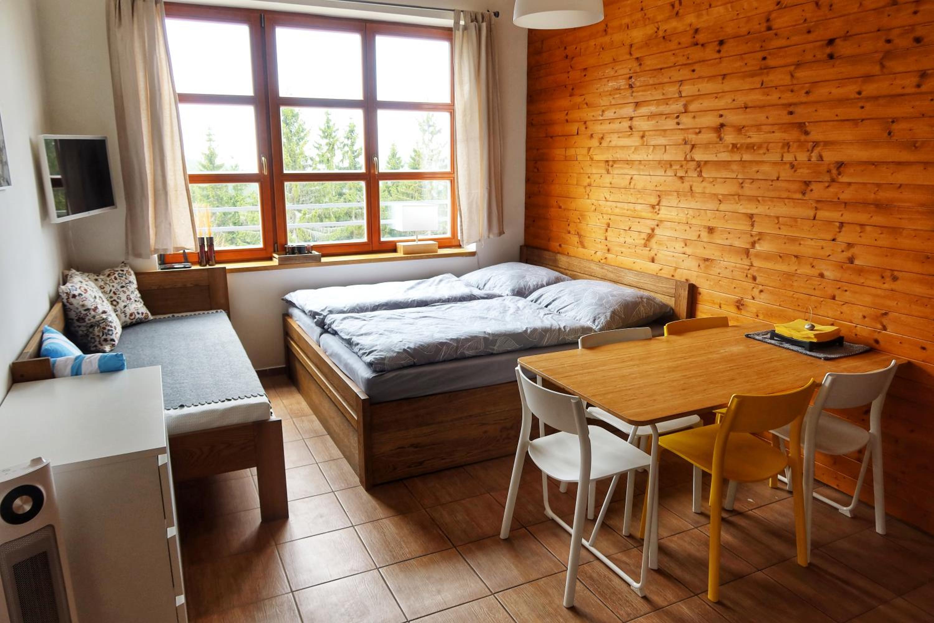 Apartment with Mountain View - Photo 22