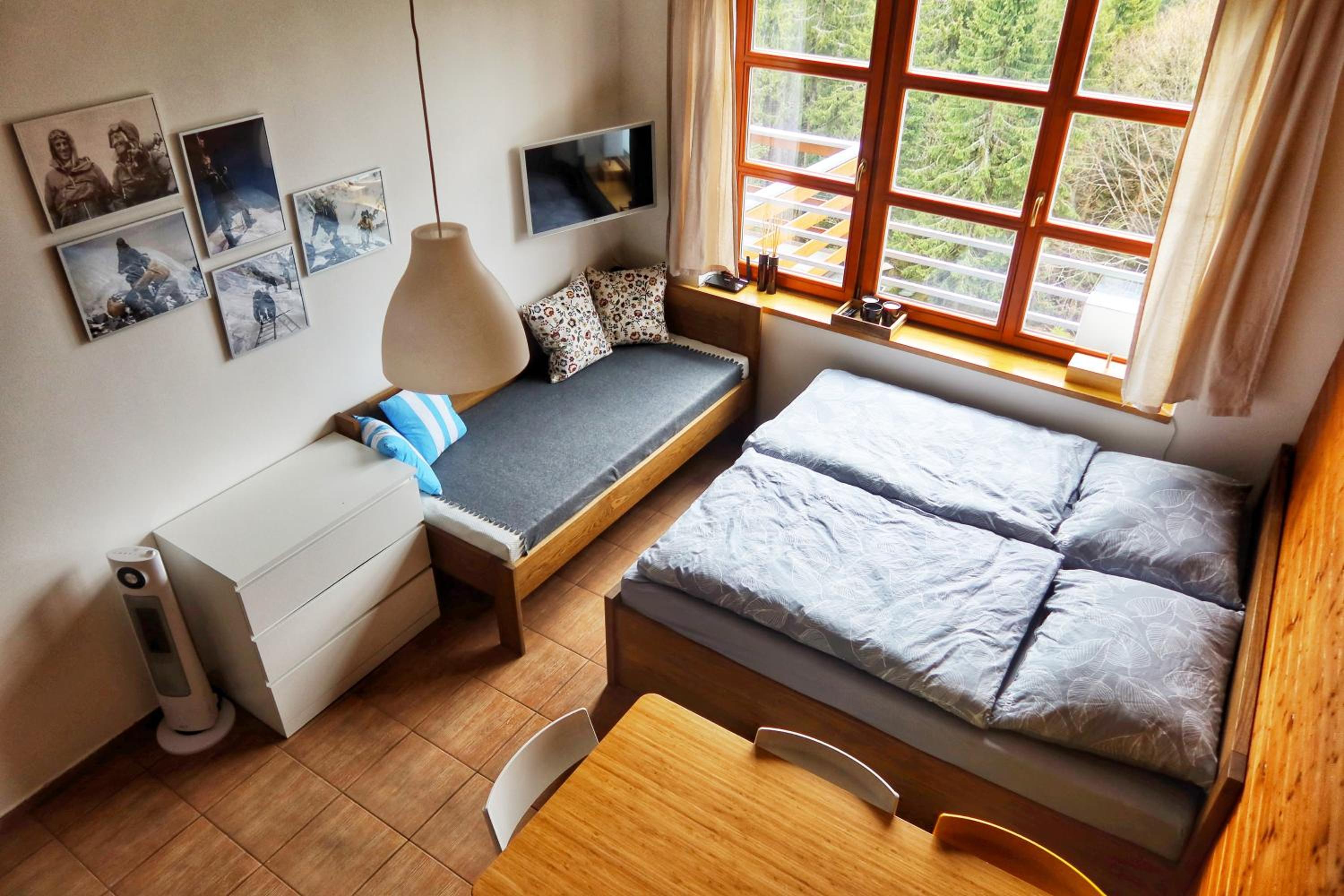 Apartment with Mountain View - Photo 23