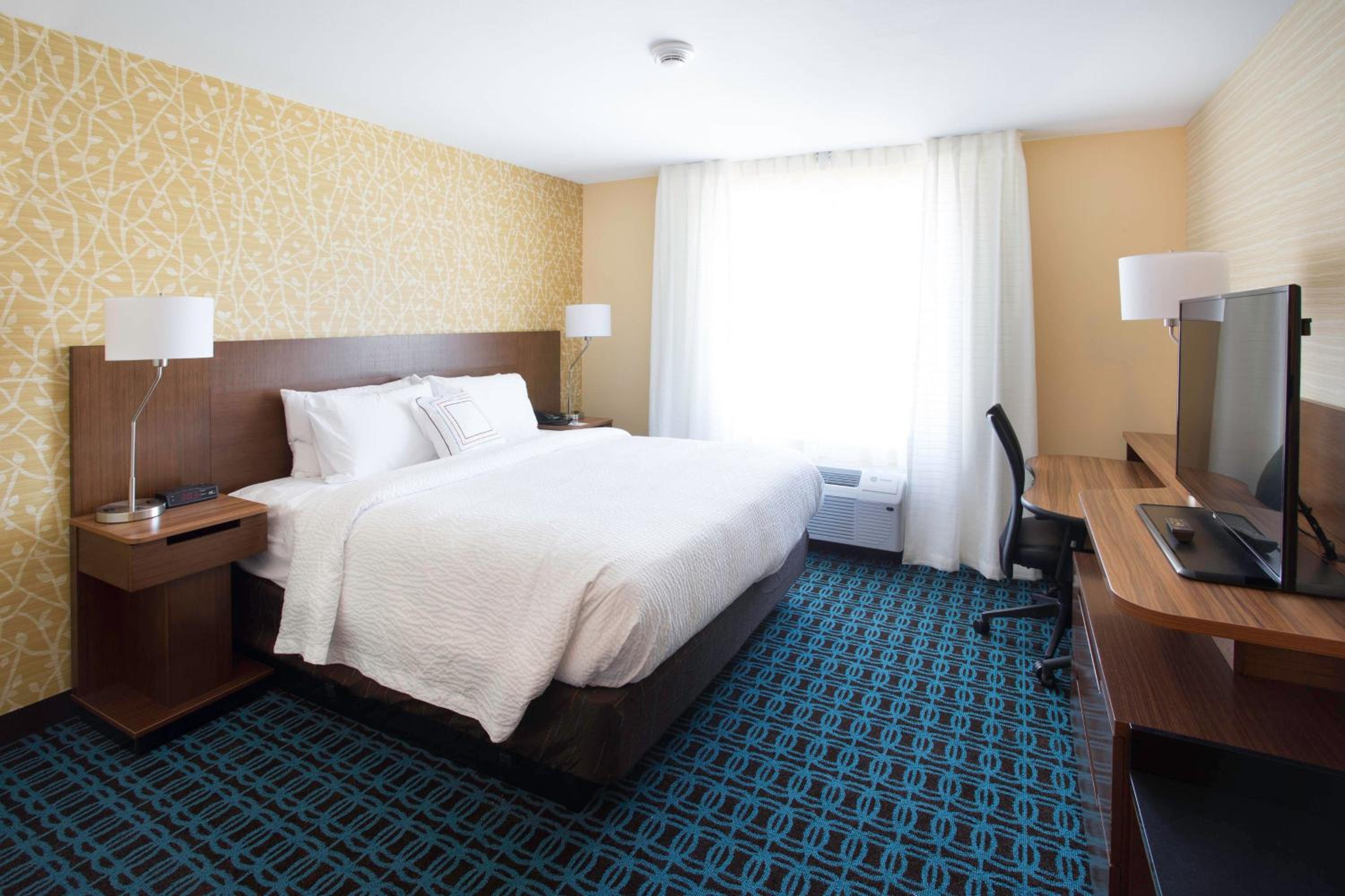 Fairfield Inn & Suites by Marriott Decorah