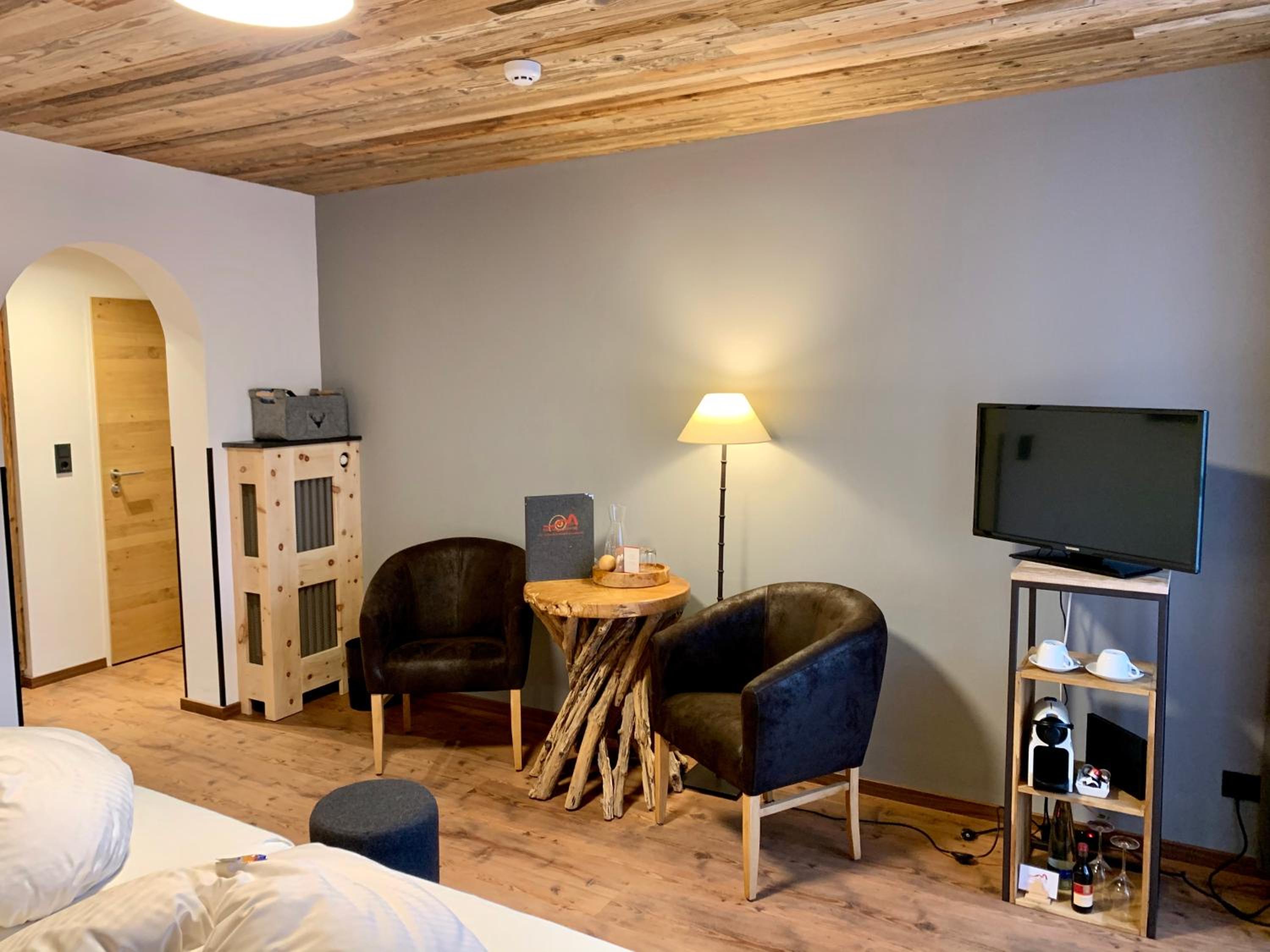 Superior Double Room with Mountain View photo 3