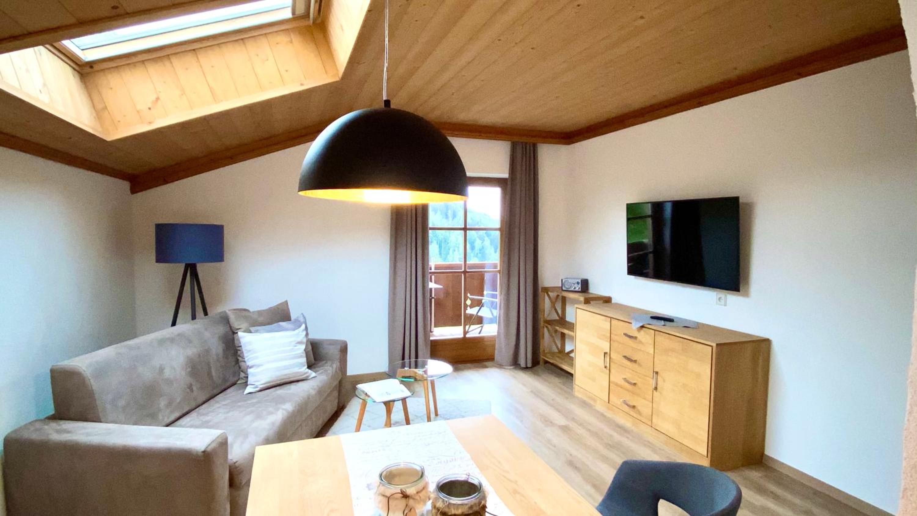 One-Bedroom Apartment (2 Adults)