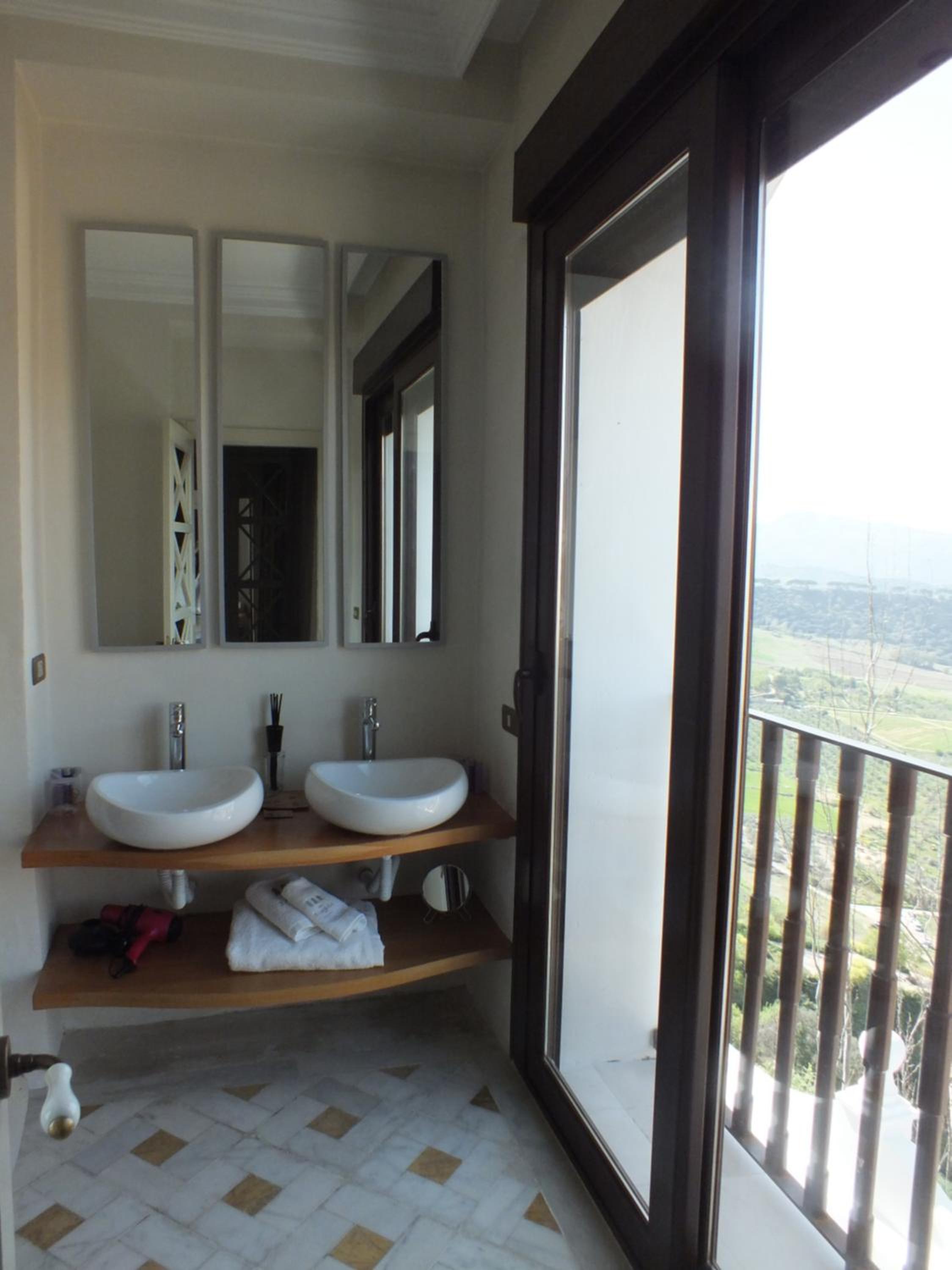 Double Room with with Views of El Tajo photo 2