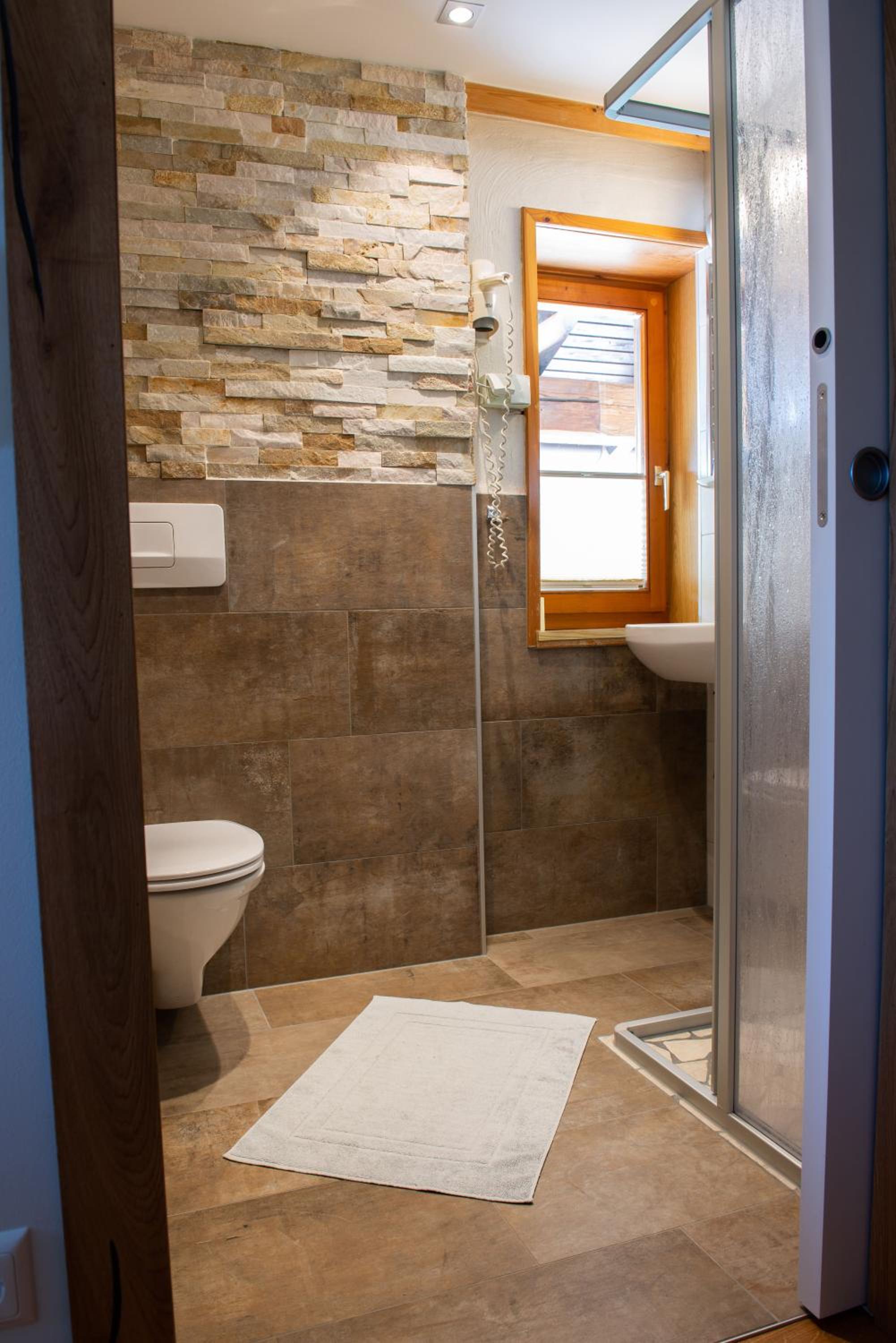 Standard Triple Room photo 3