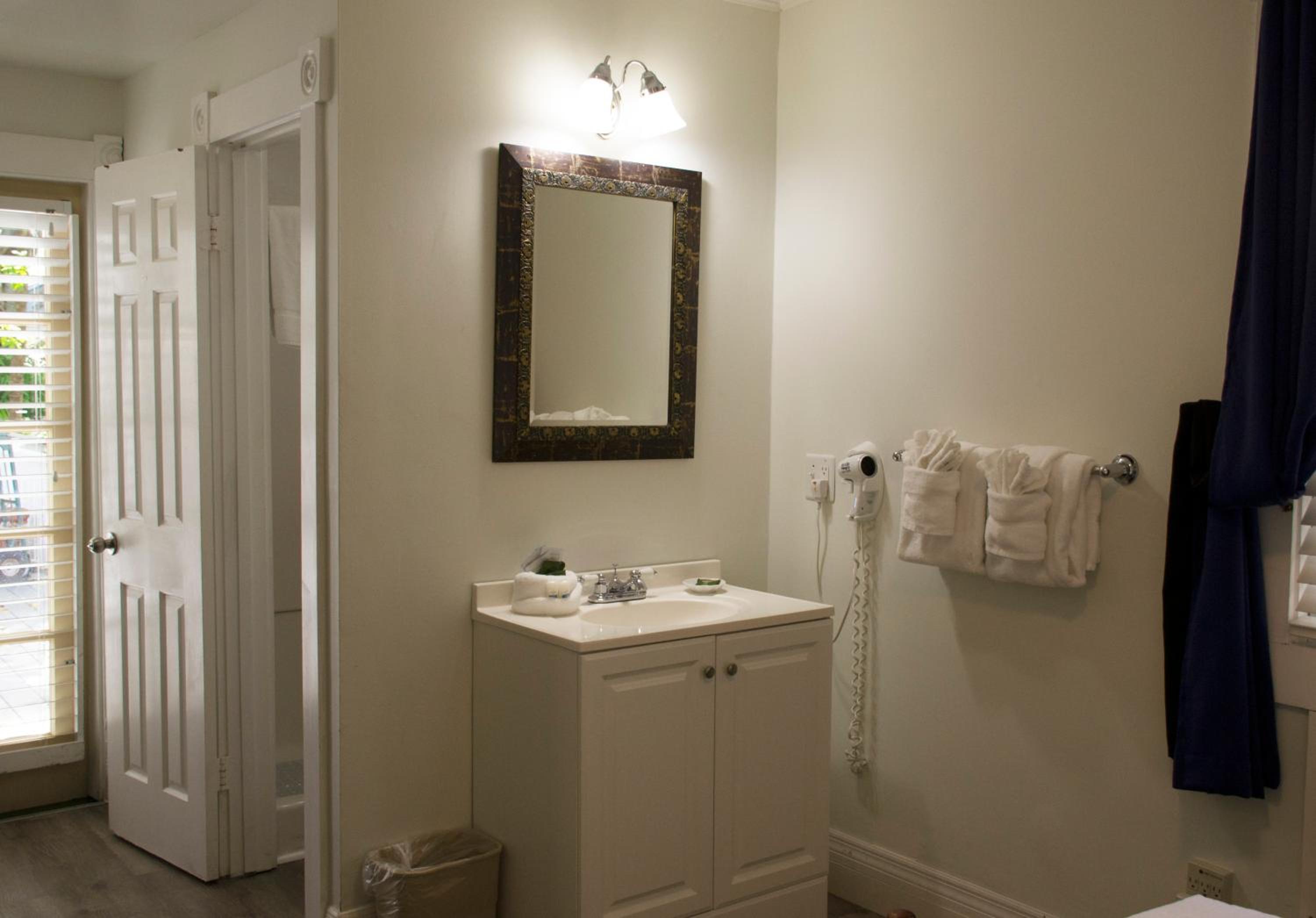 Queen Room photo 3