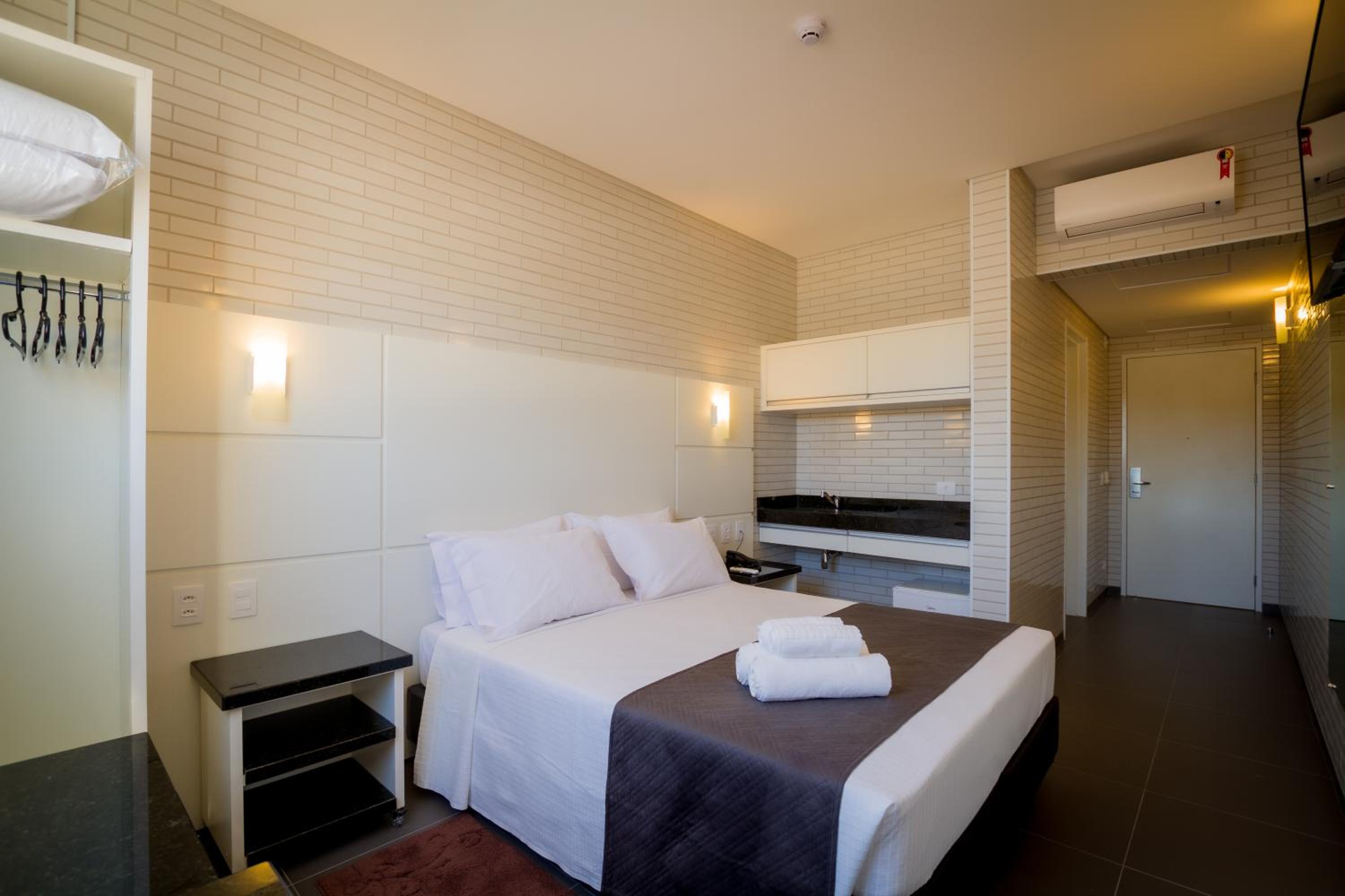 Standard Double Room - Photo 4
