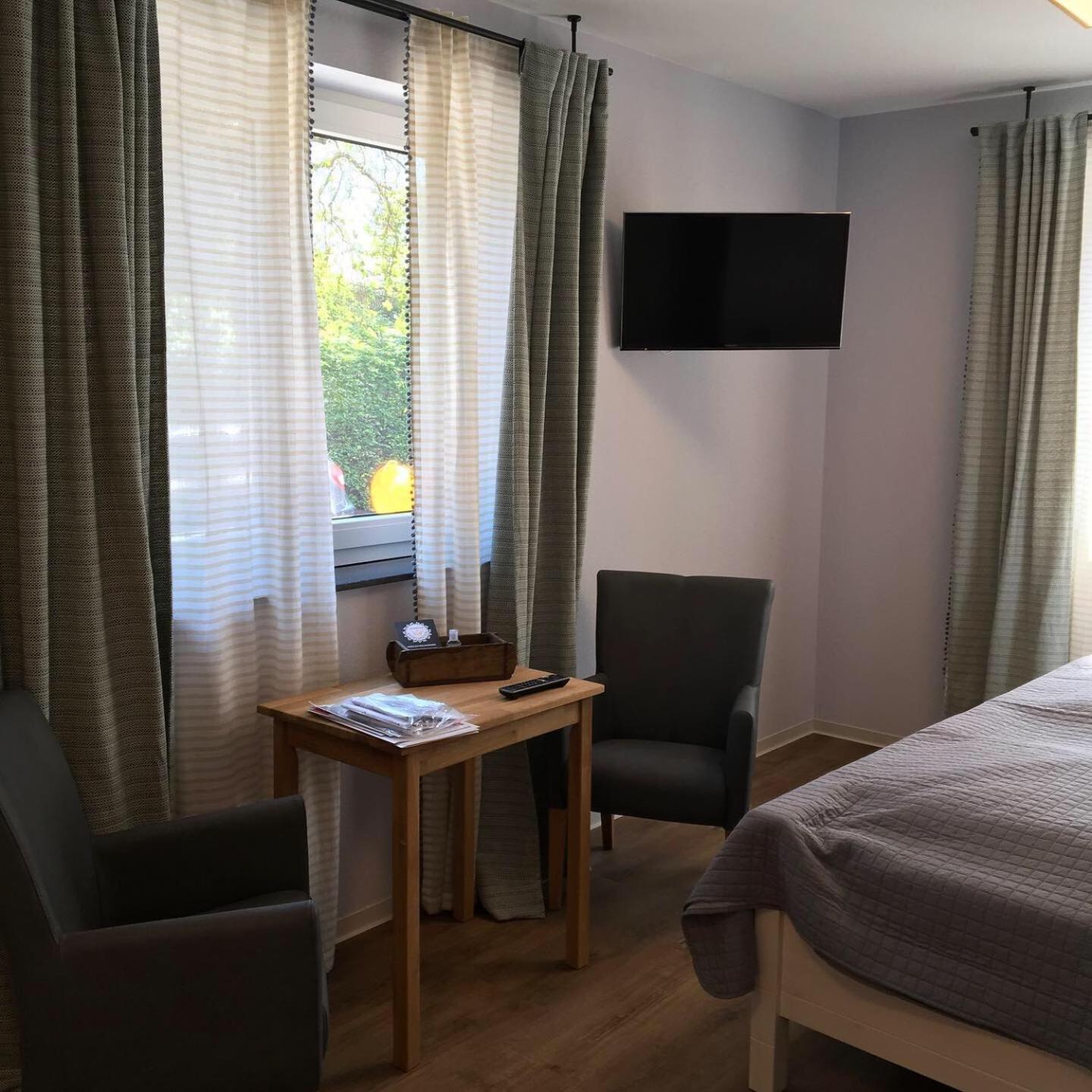 Standard Twin Room photo 1