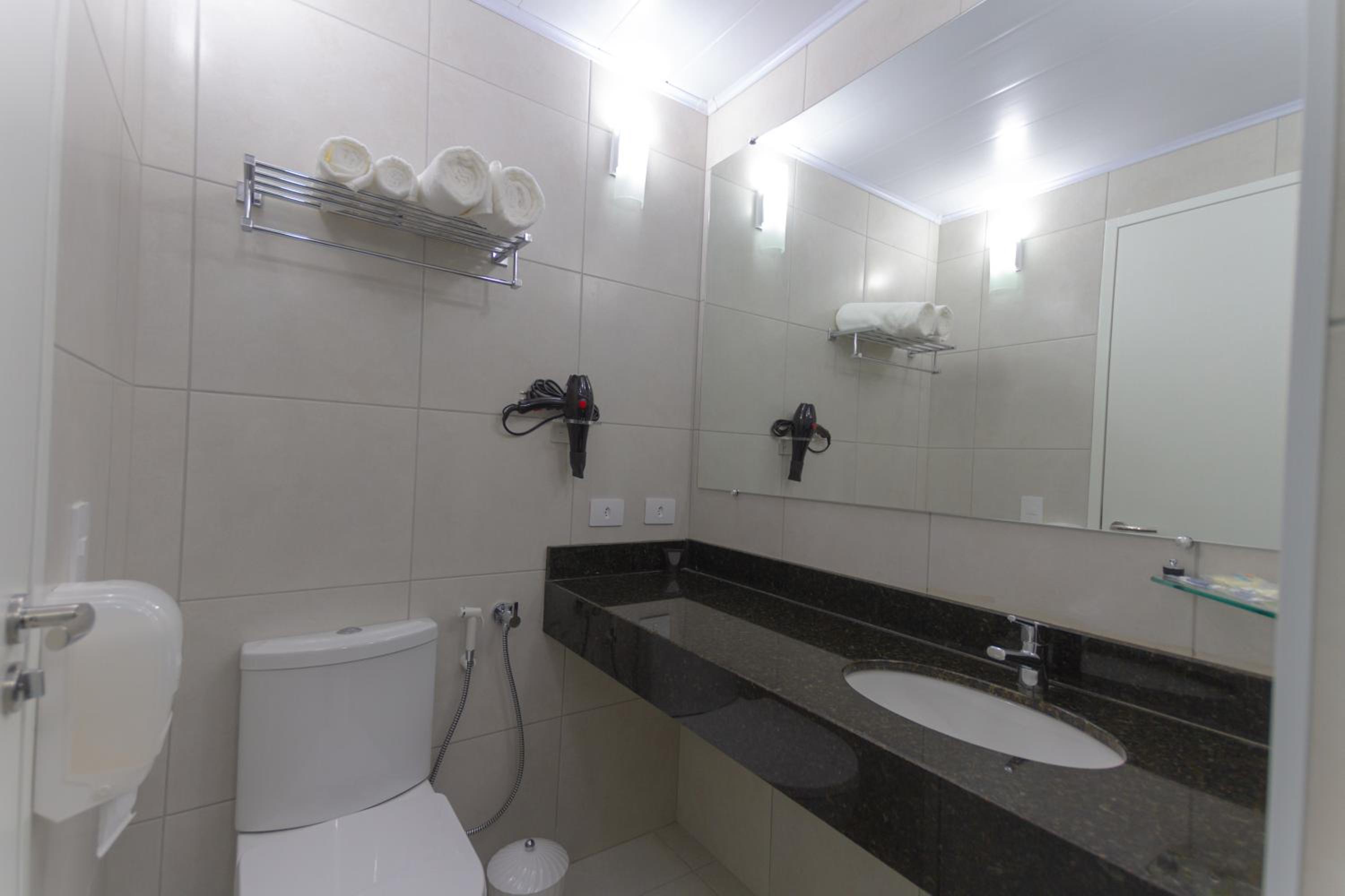 Standard Double Room - Photo 5