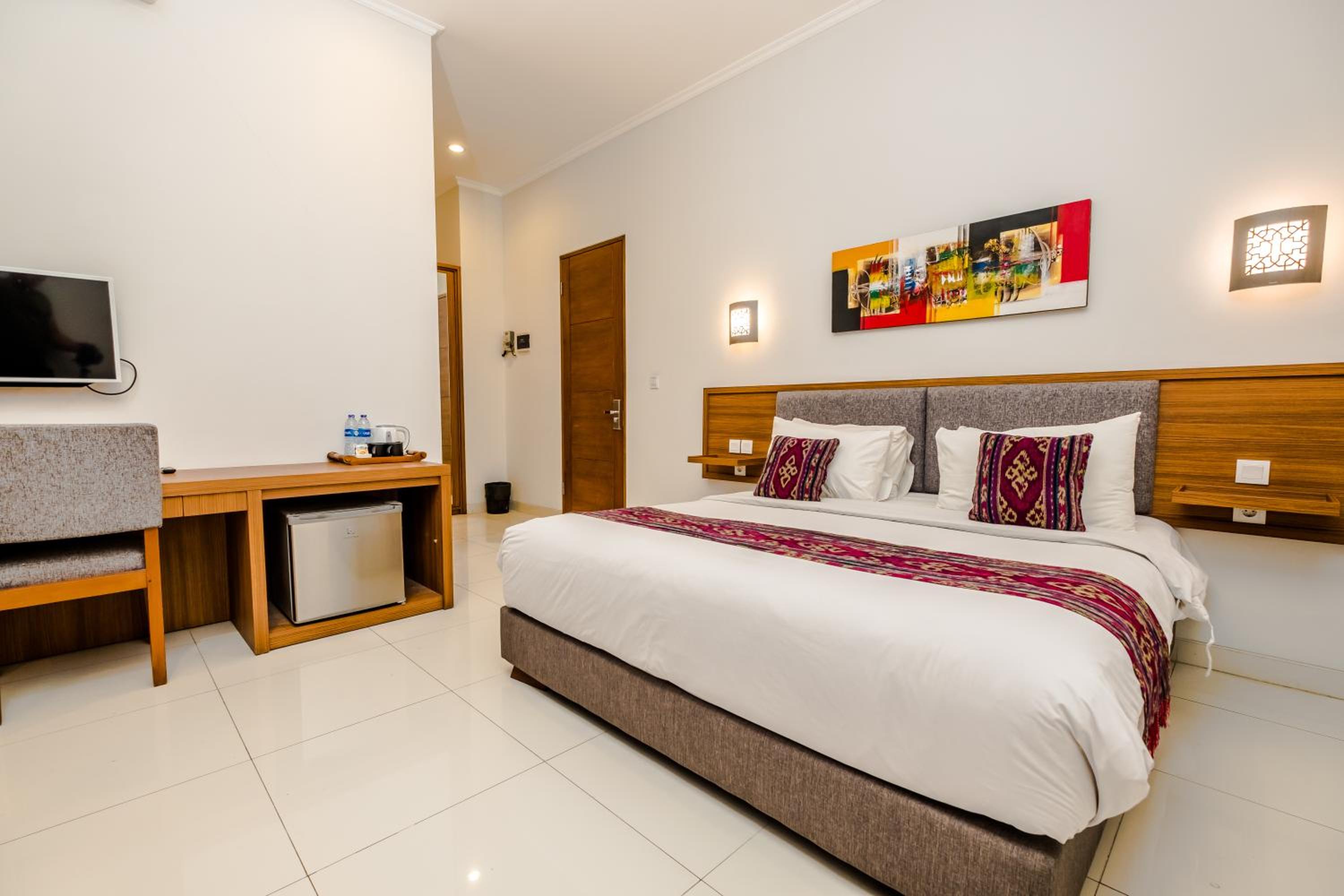 Deluxe Room - Photo 1