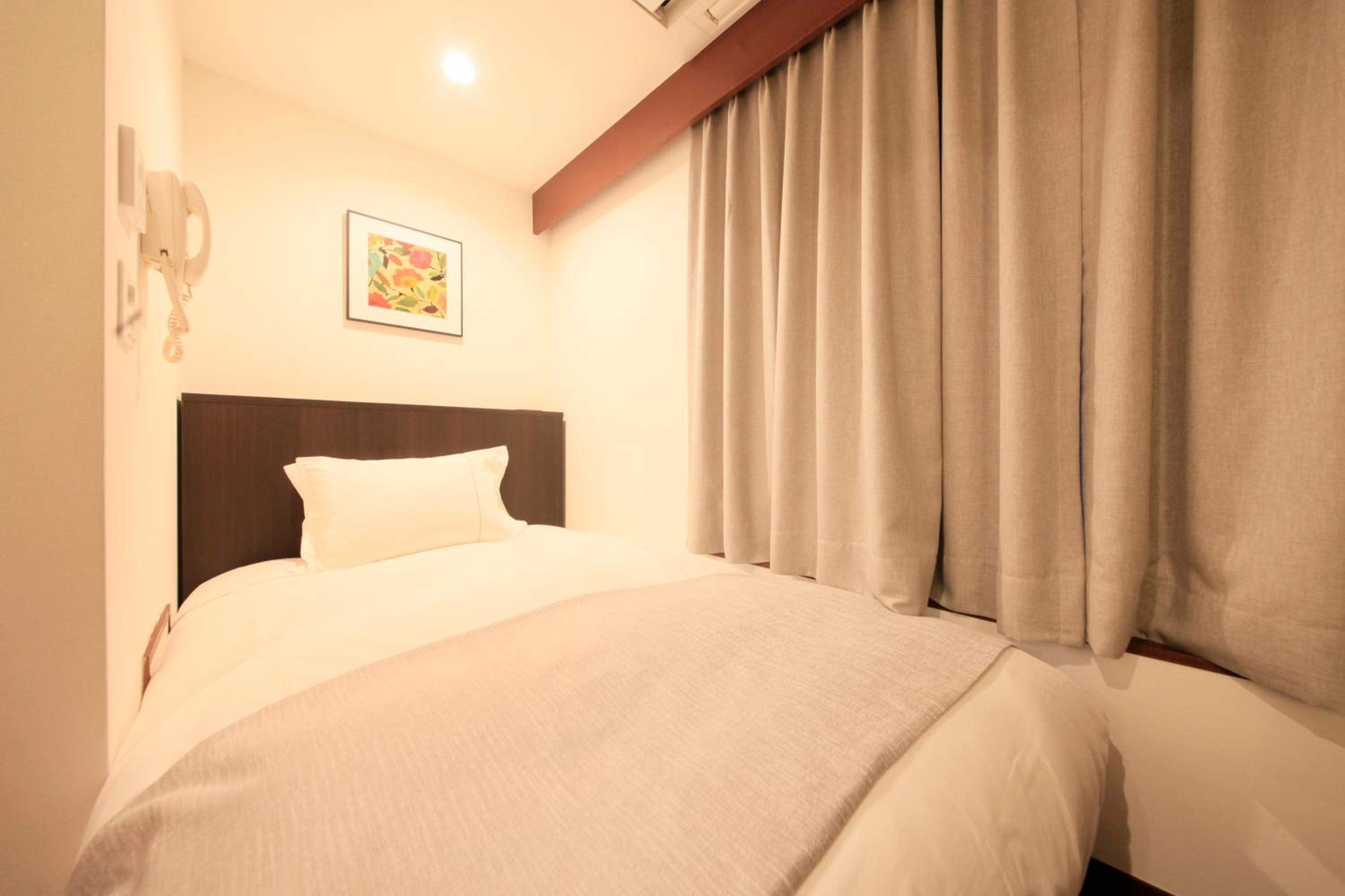 Standard Semi-Double Room -Non Smoking photo 1