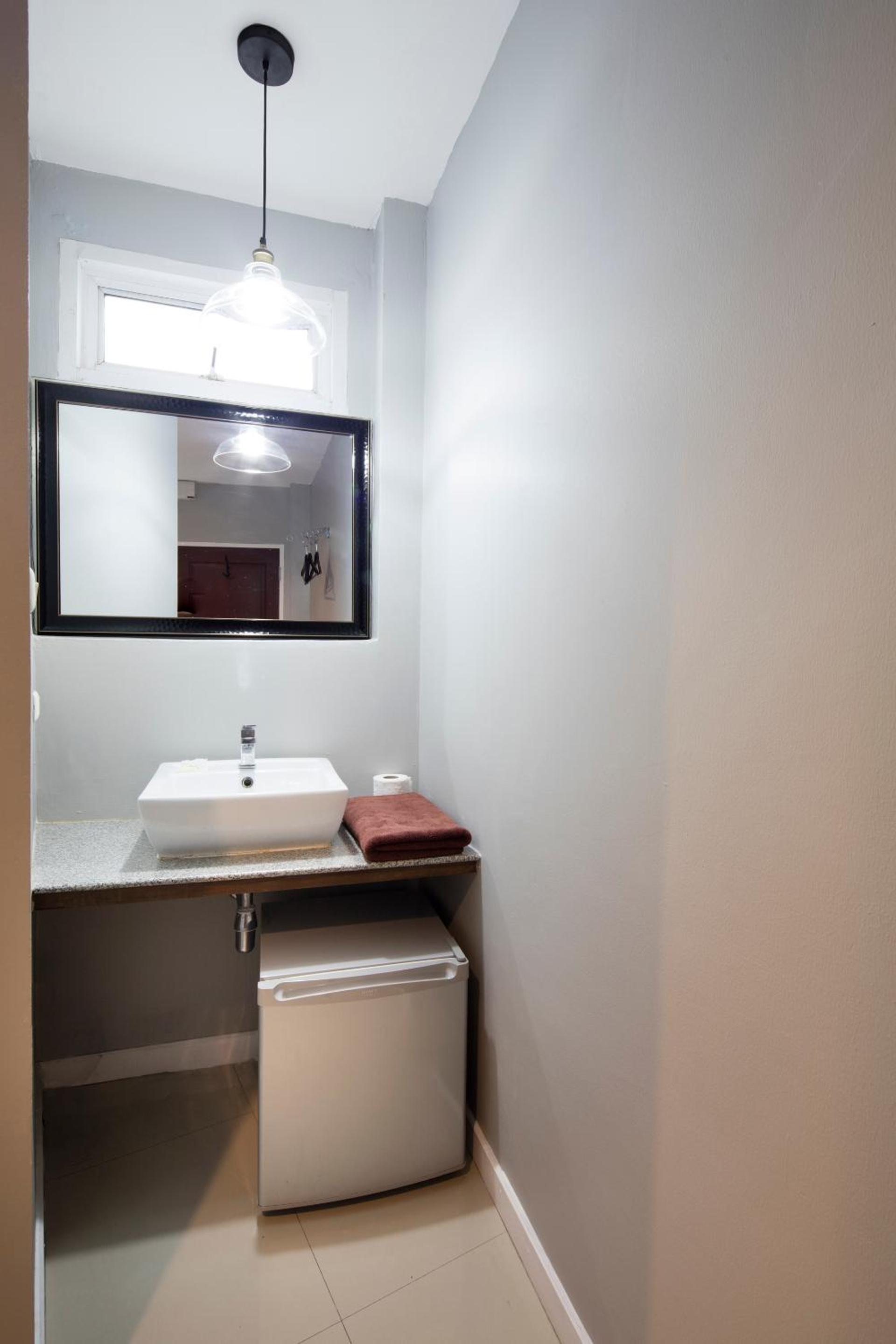 Single Room photo 3