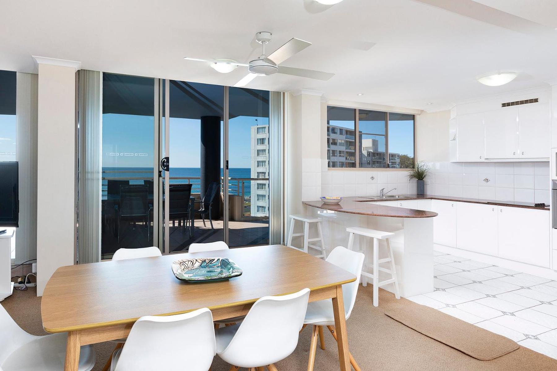 Three-Bedroom Apartment with Beach View - Level 6 photo 3