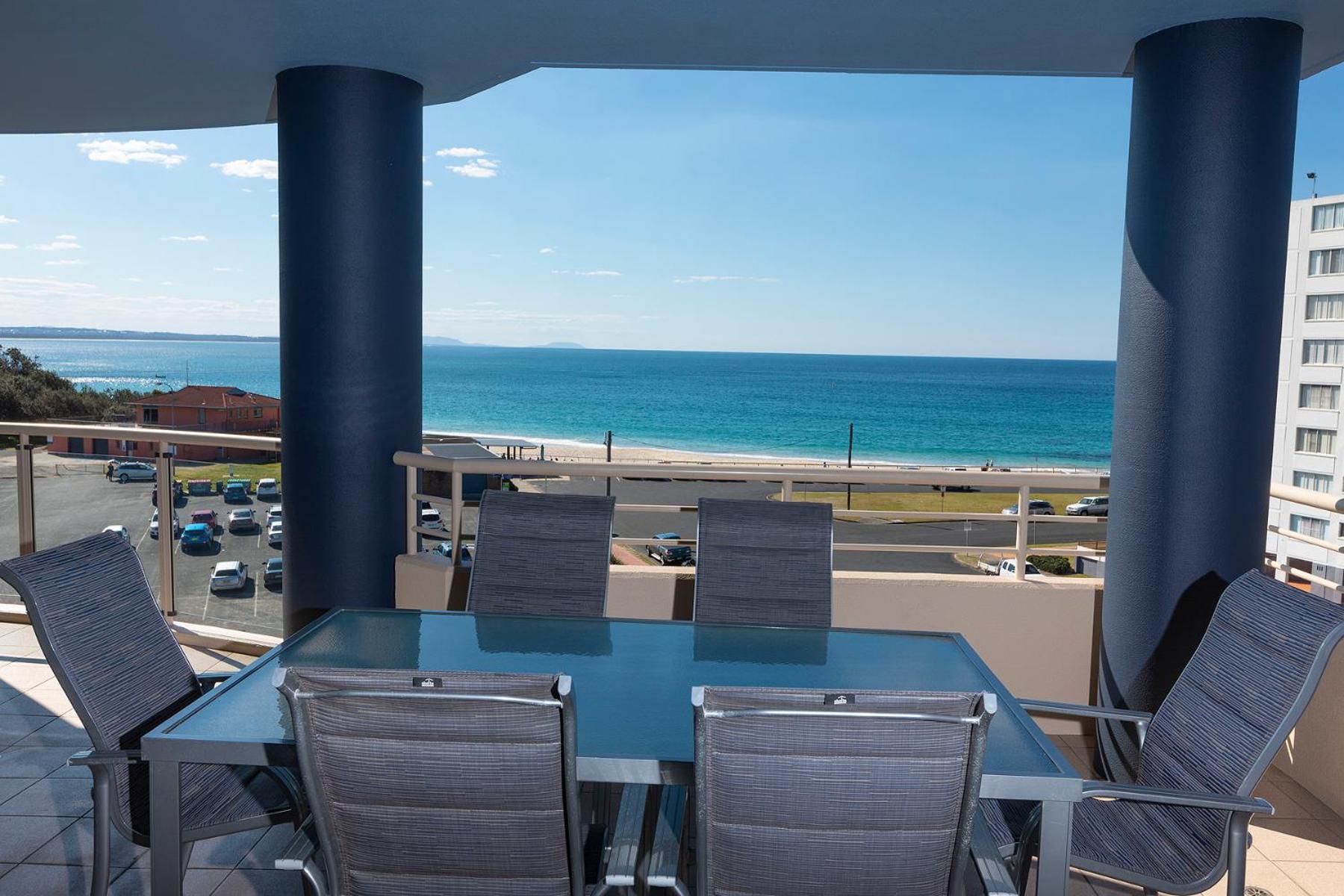 Three-Bedroom Apartment with Beach View - Level 6