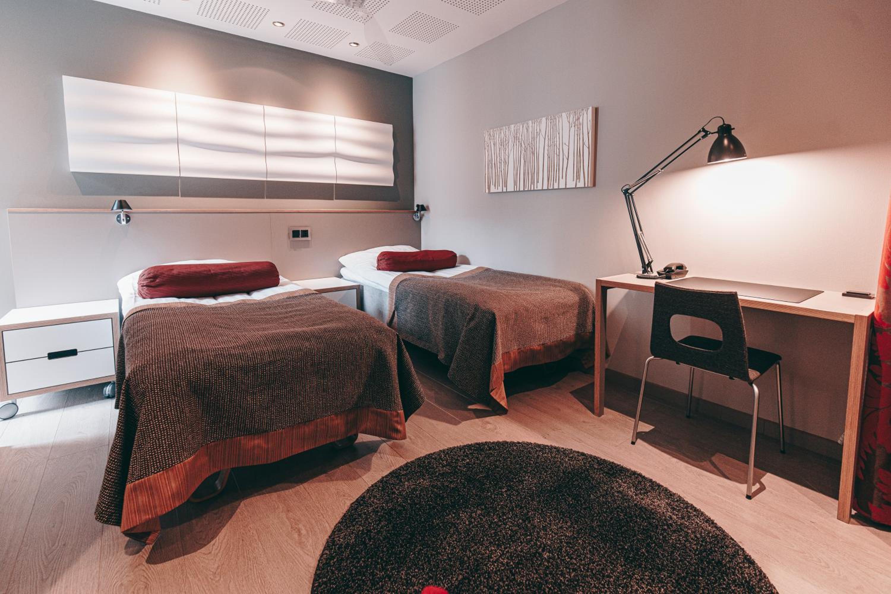 Twin Room - Photo 5