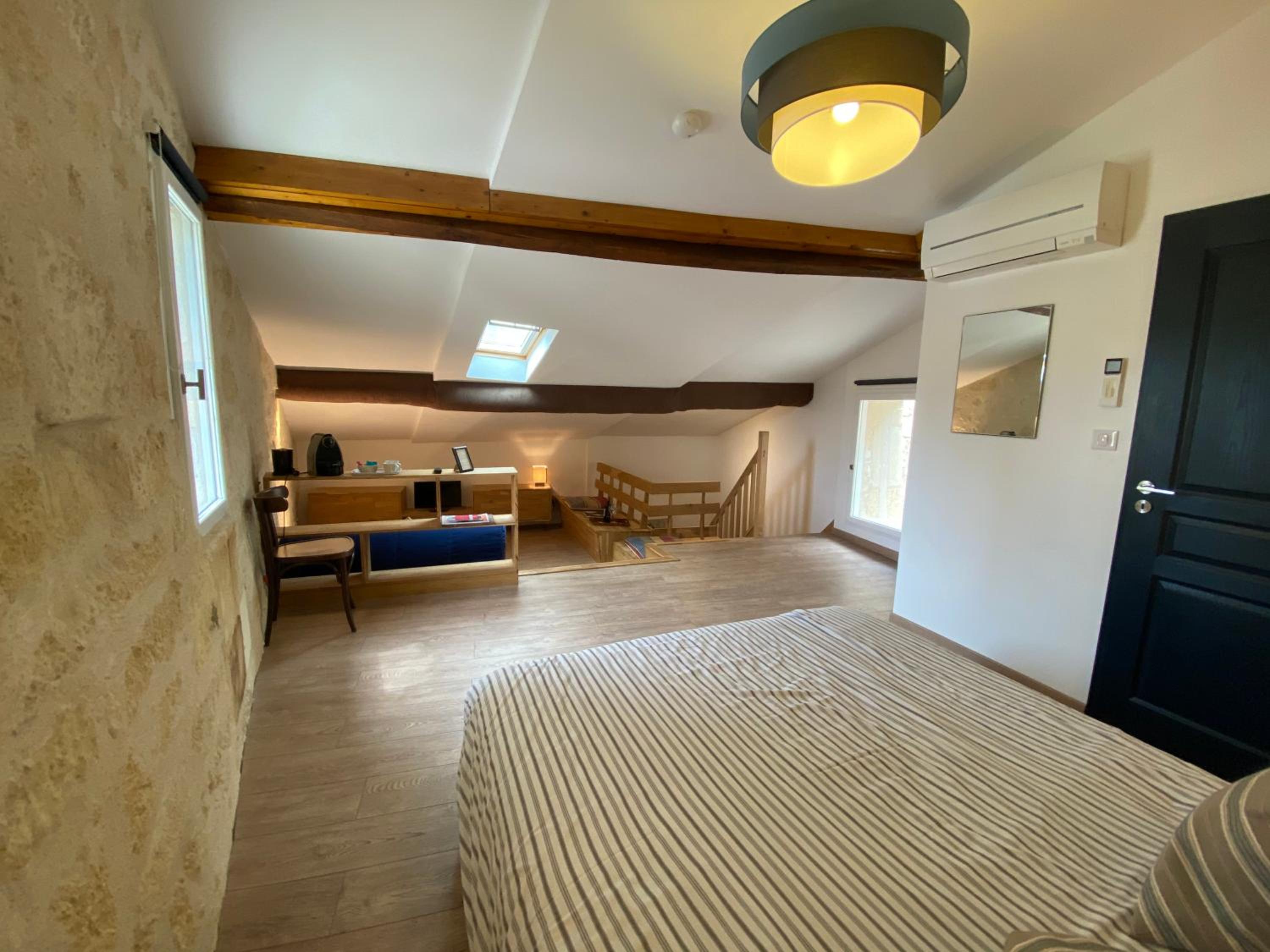 Deluxe Family Room Grenier  photo 3