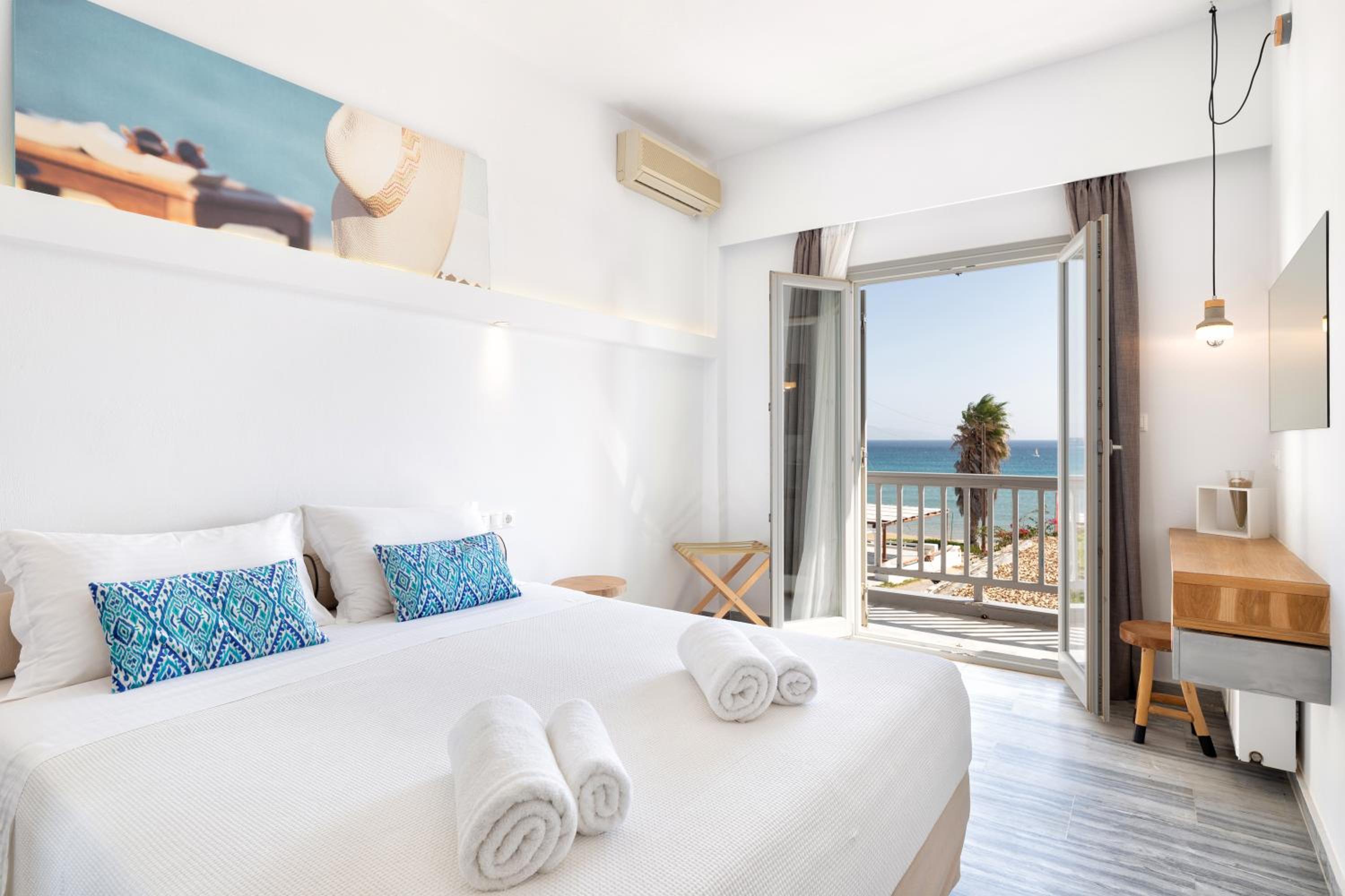 Family Room with Sea View