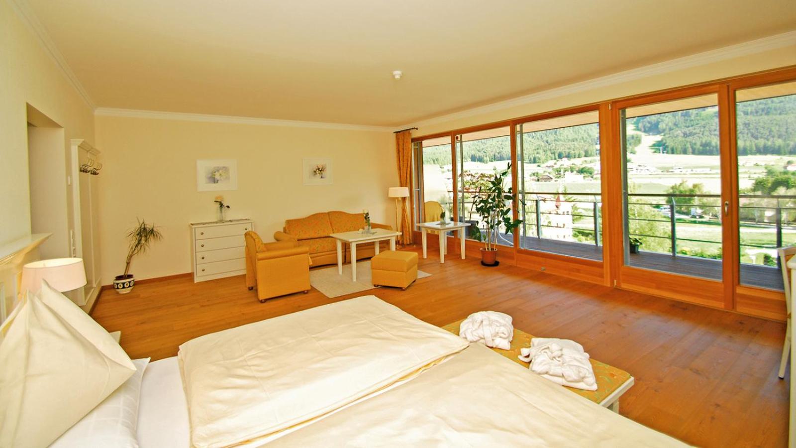 One-Bedroom Suite photo 1