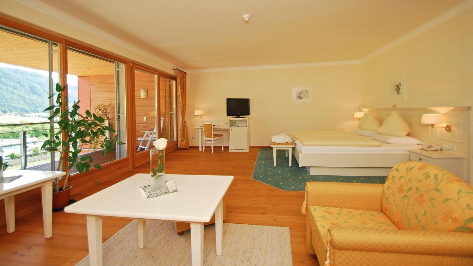 One-Bedroom Suite photo 3