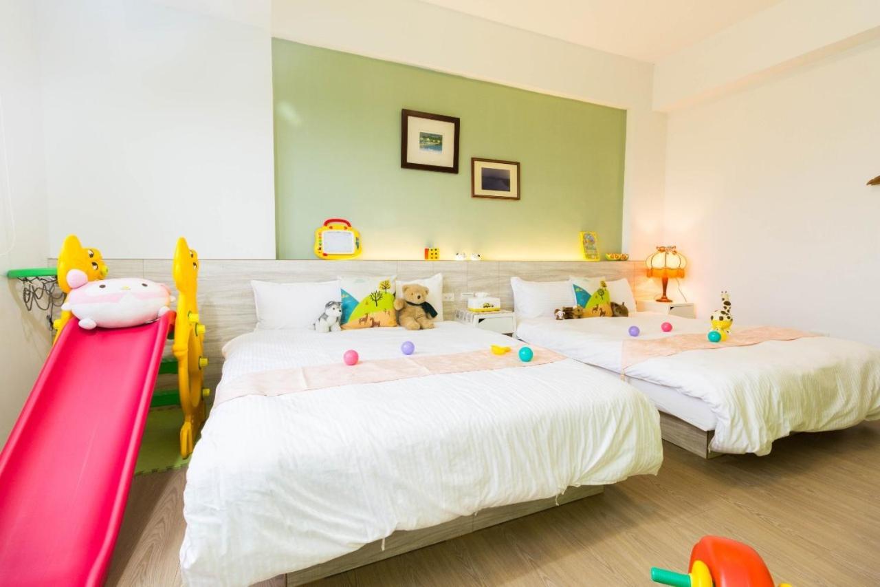 Quadruple Room with Balcony photo 3